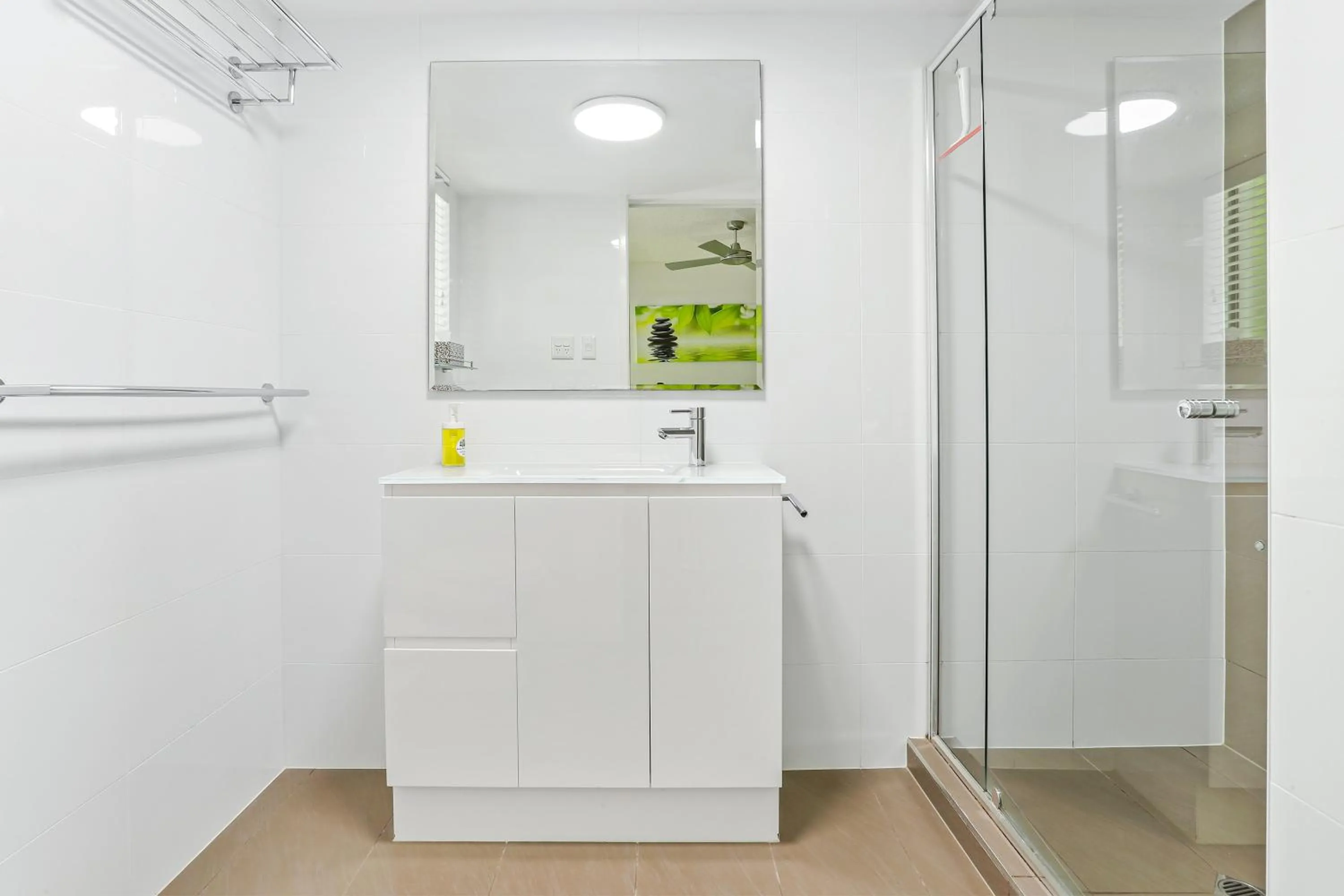 Shower in Noosa River Retreat Holiday Apartments