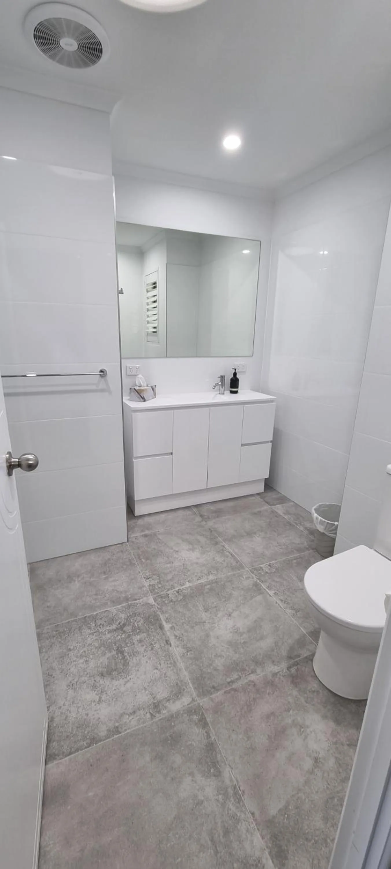 Bathroom in Noosa River Retreat Holiday Apartments