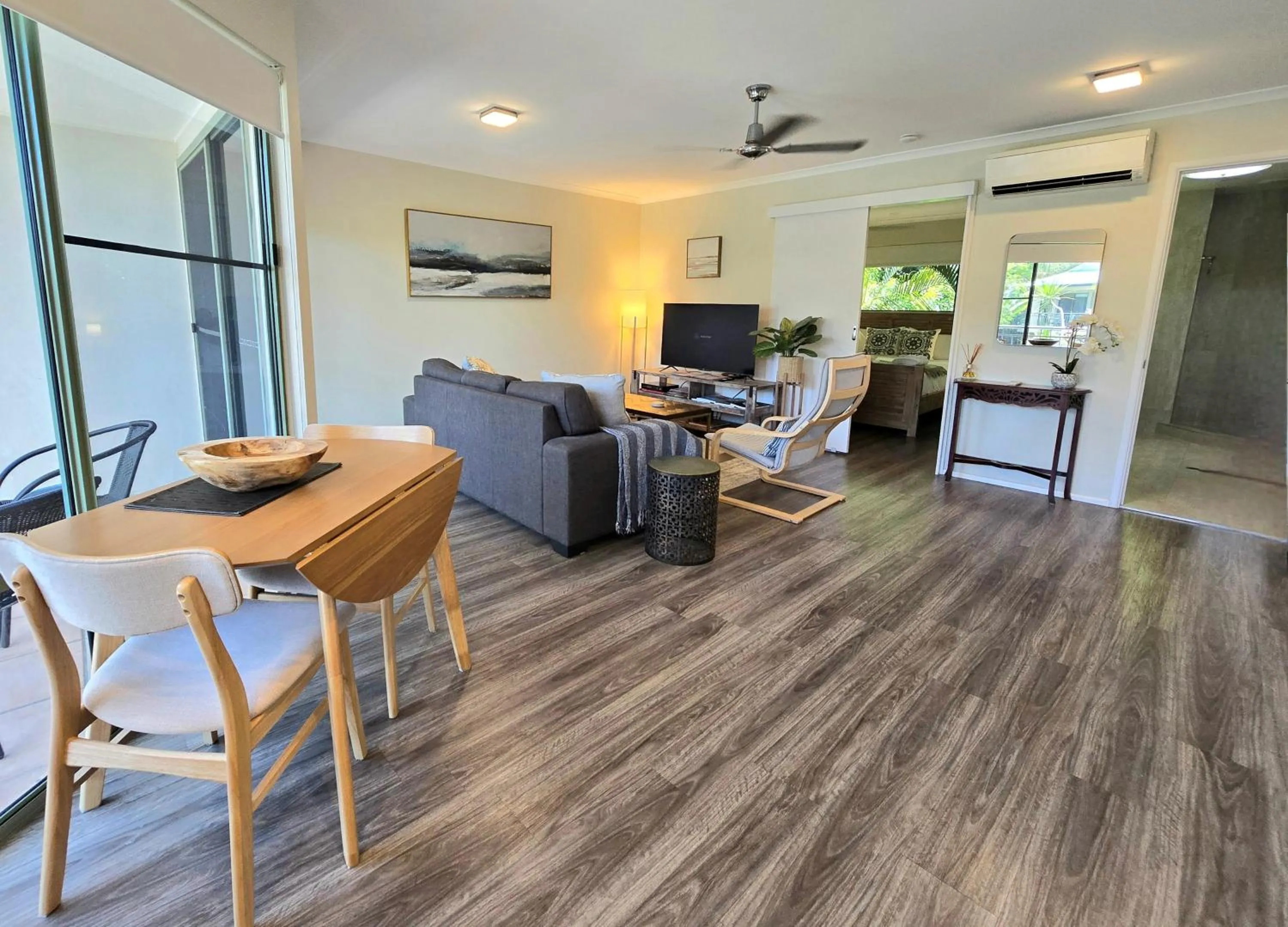 Living room in Noosa River Retreat Holiday Apartments