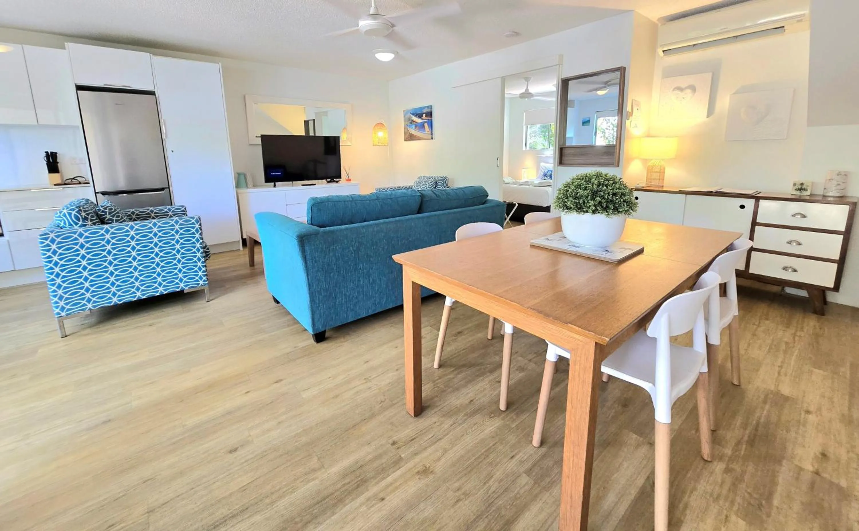 Living room in Noosa River Retreat Holiday Apartments