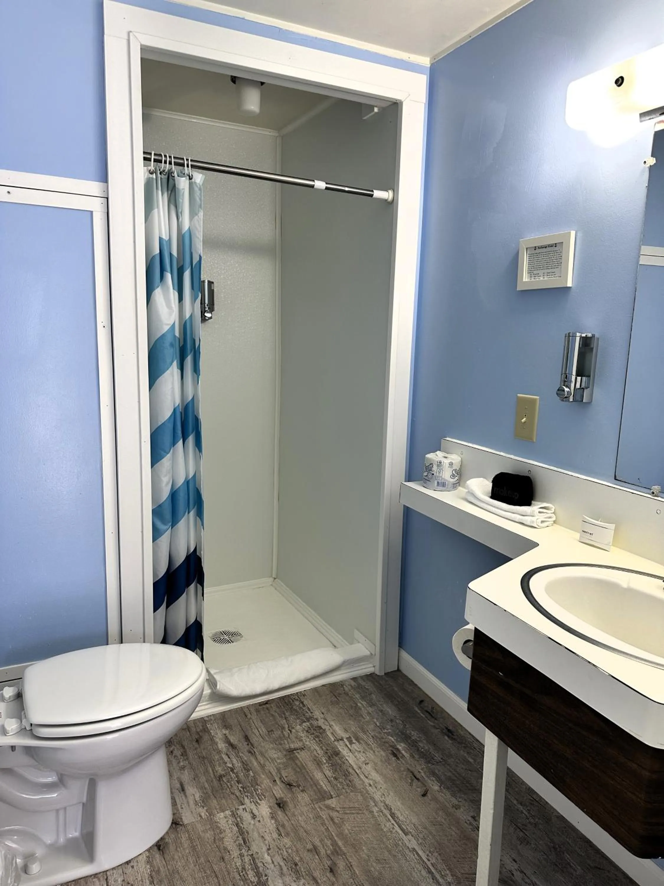 Bathroom in The Anchorage Motel