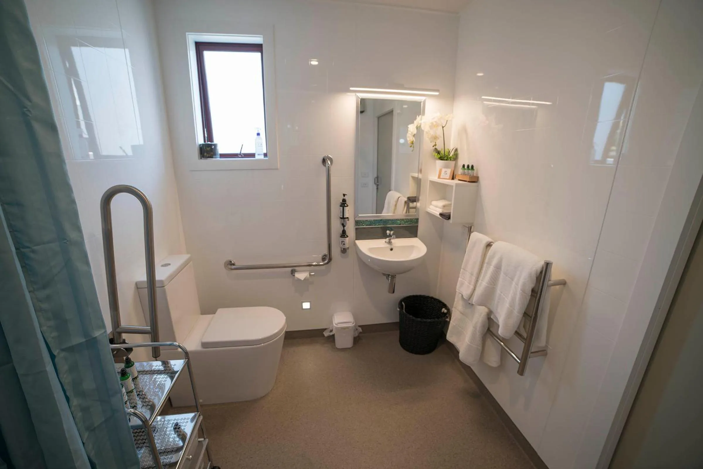 Toilet in Red Tussock Motel