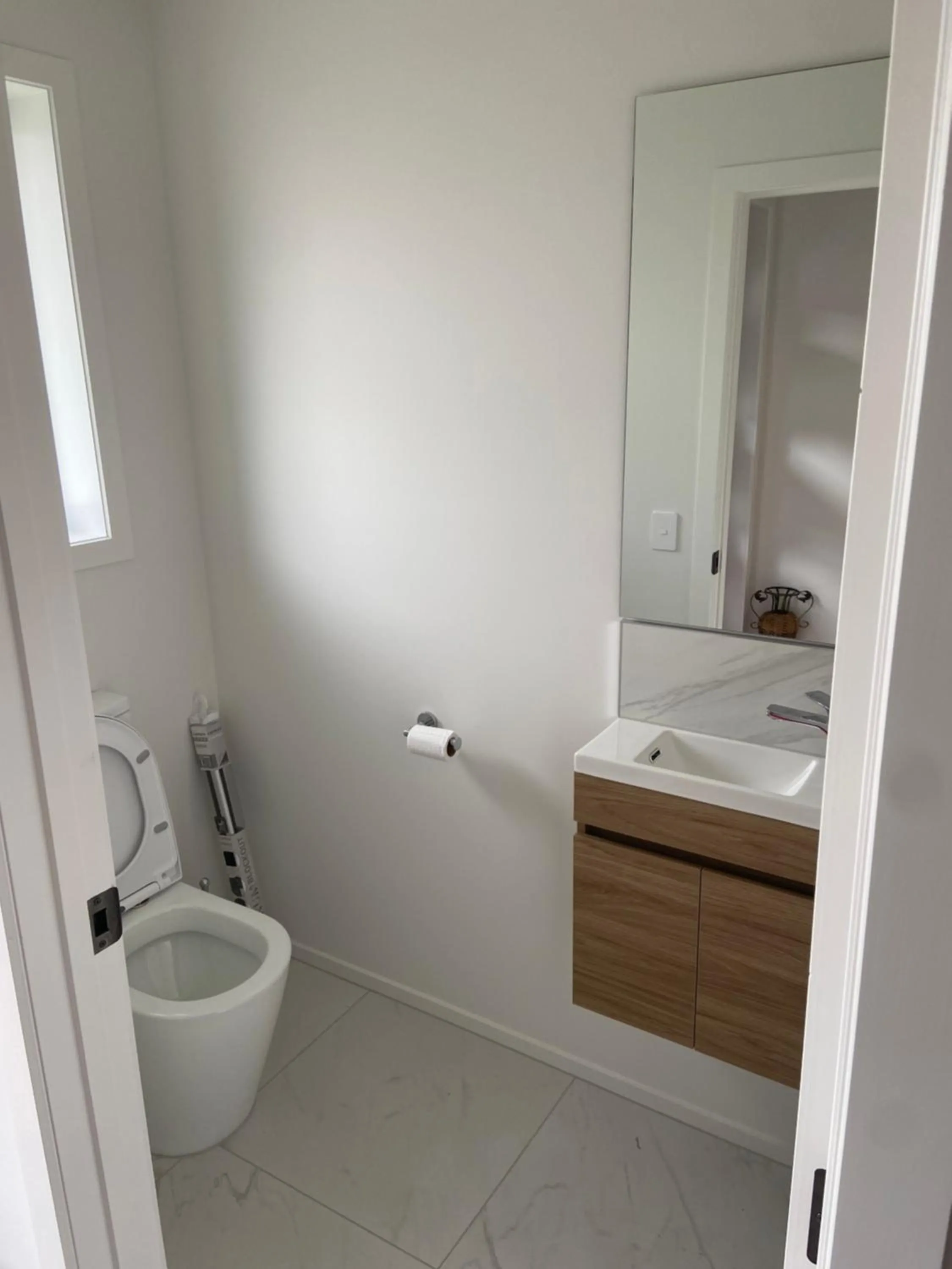 Toilet in Red Tussock Motel