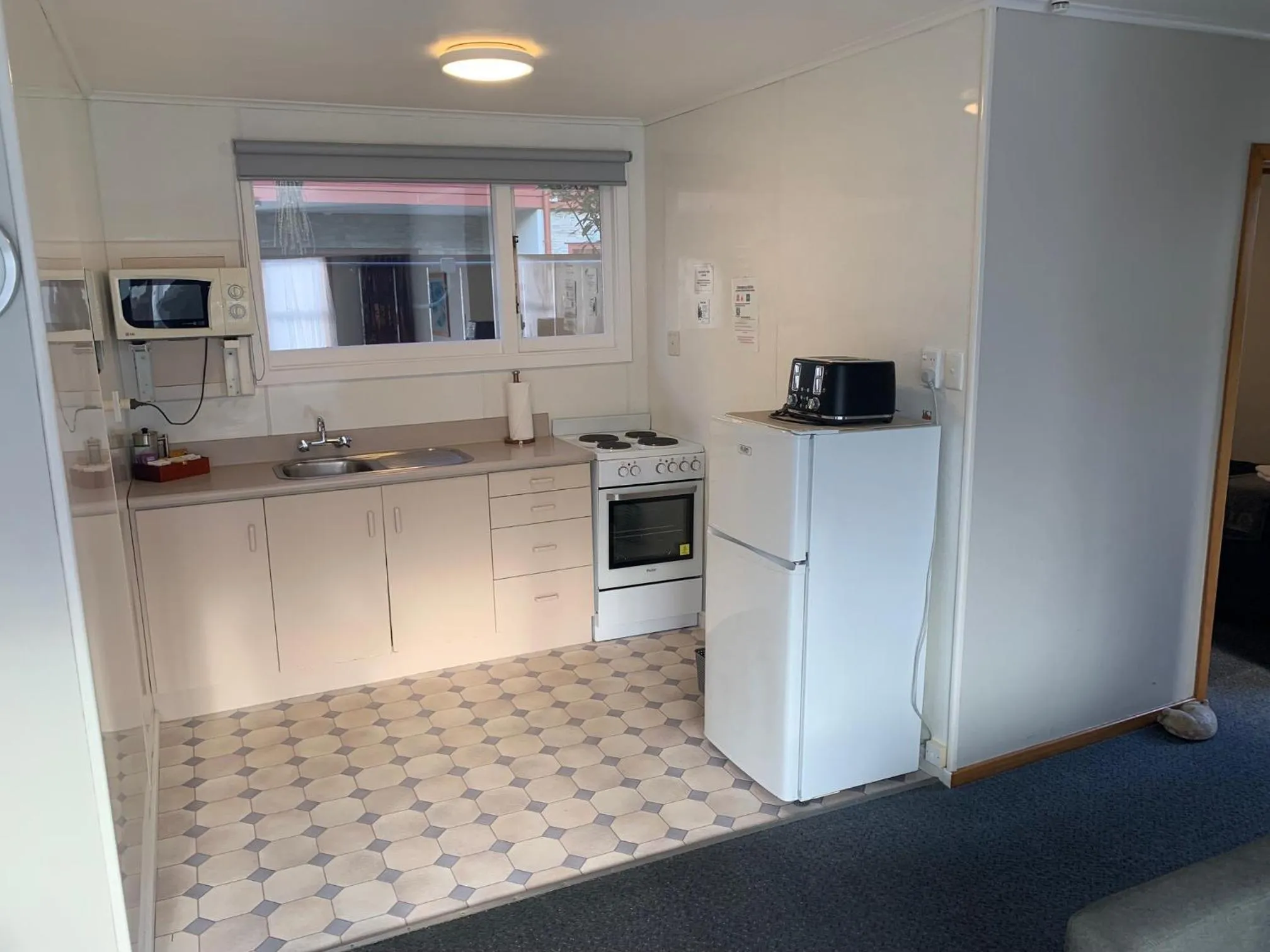 kitchen in Red Tussock Motel