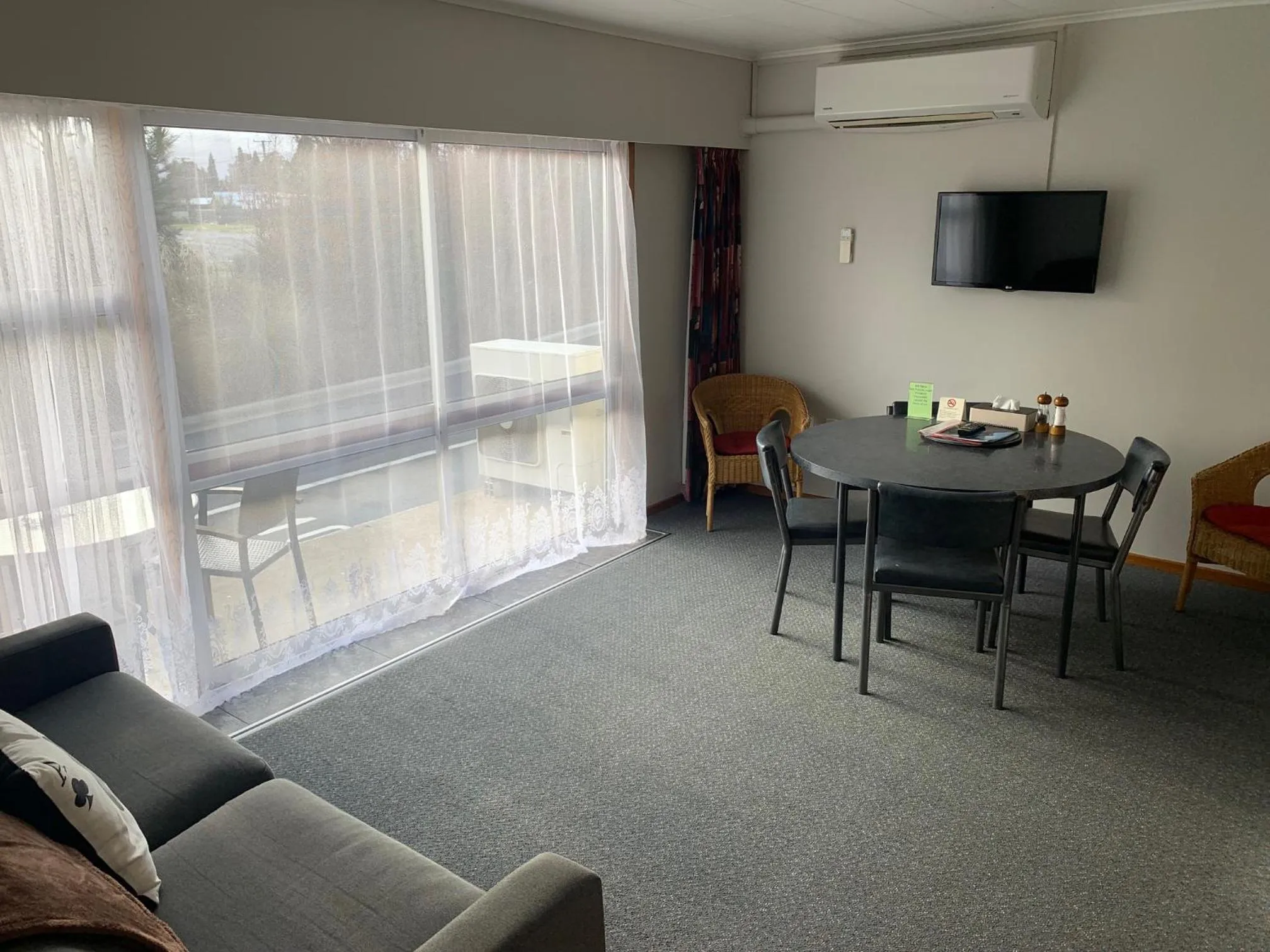 Dining area in Red Tussock Motel