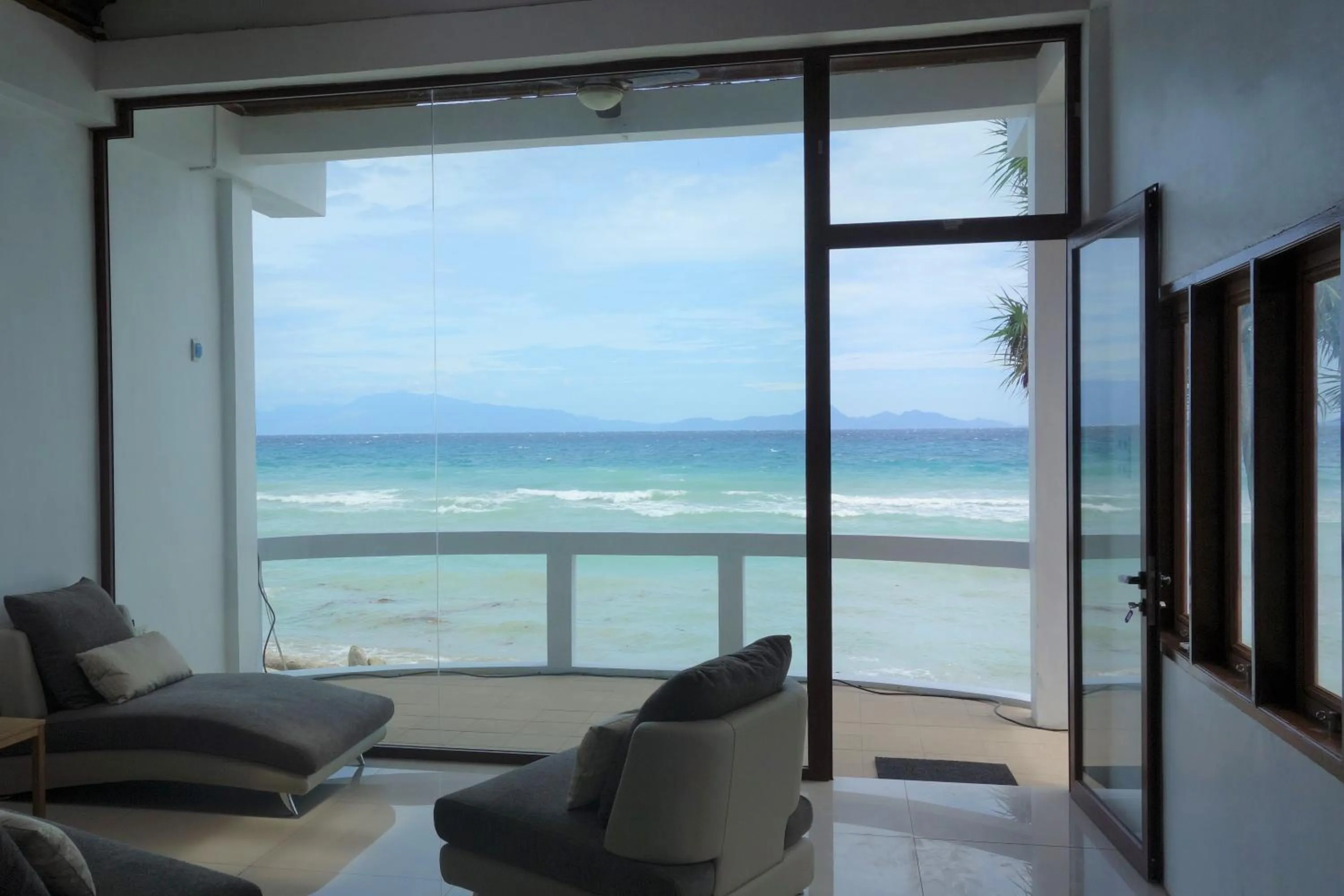 Living room in Pulau Weh Paradise