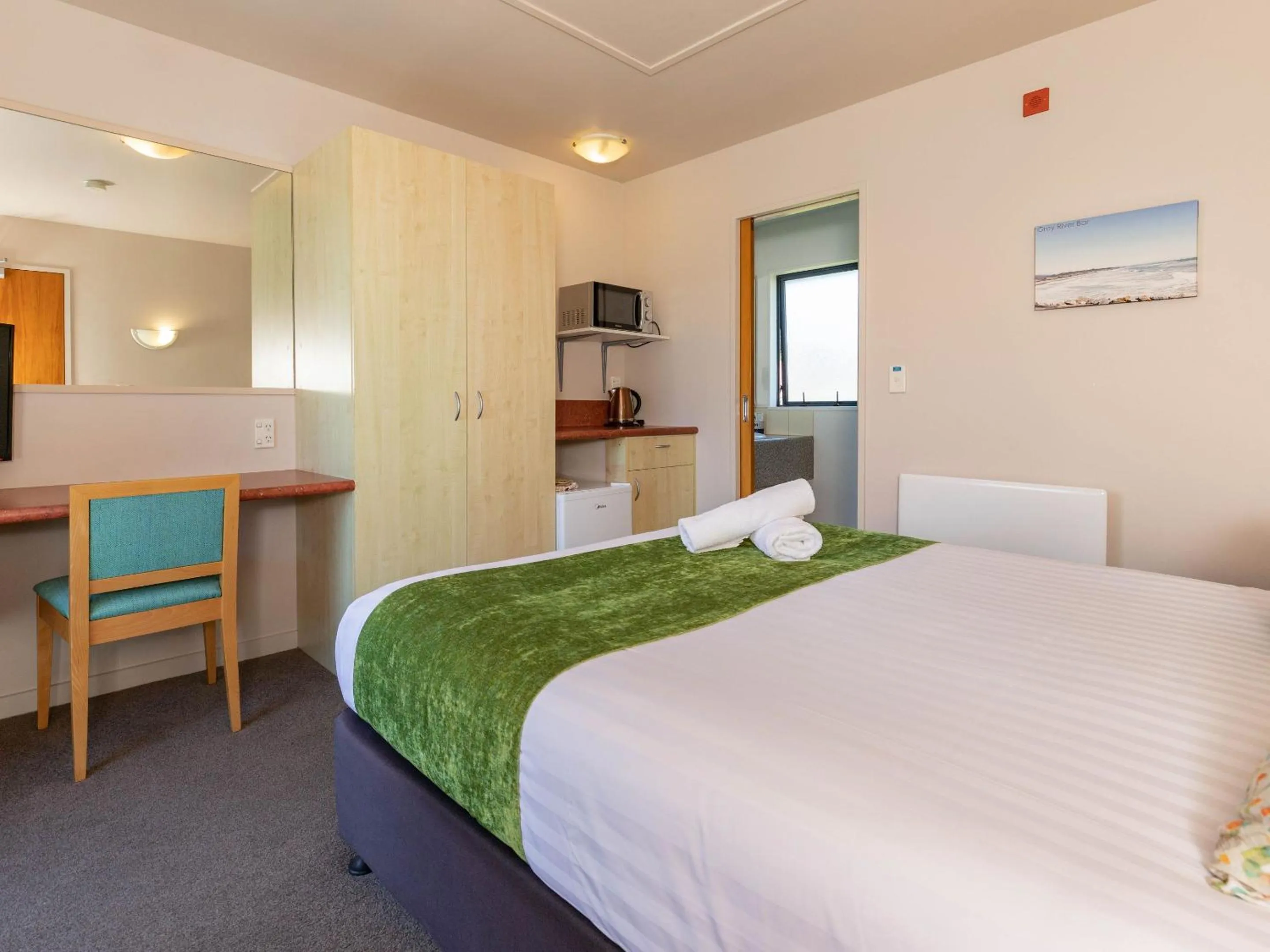 Bedroom, Bed in Bella Vista Motel Greymouth