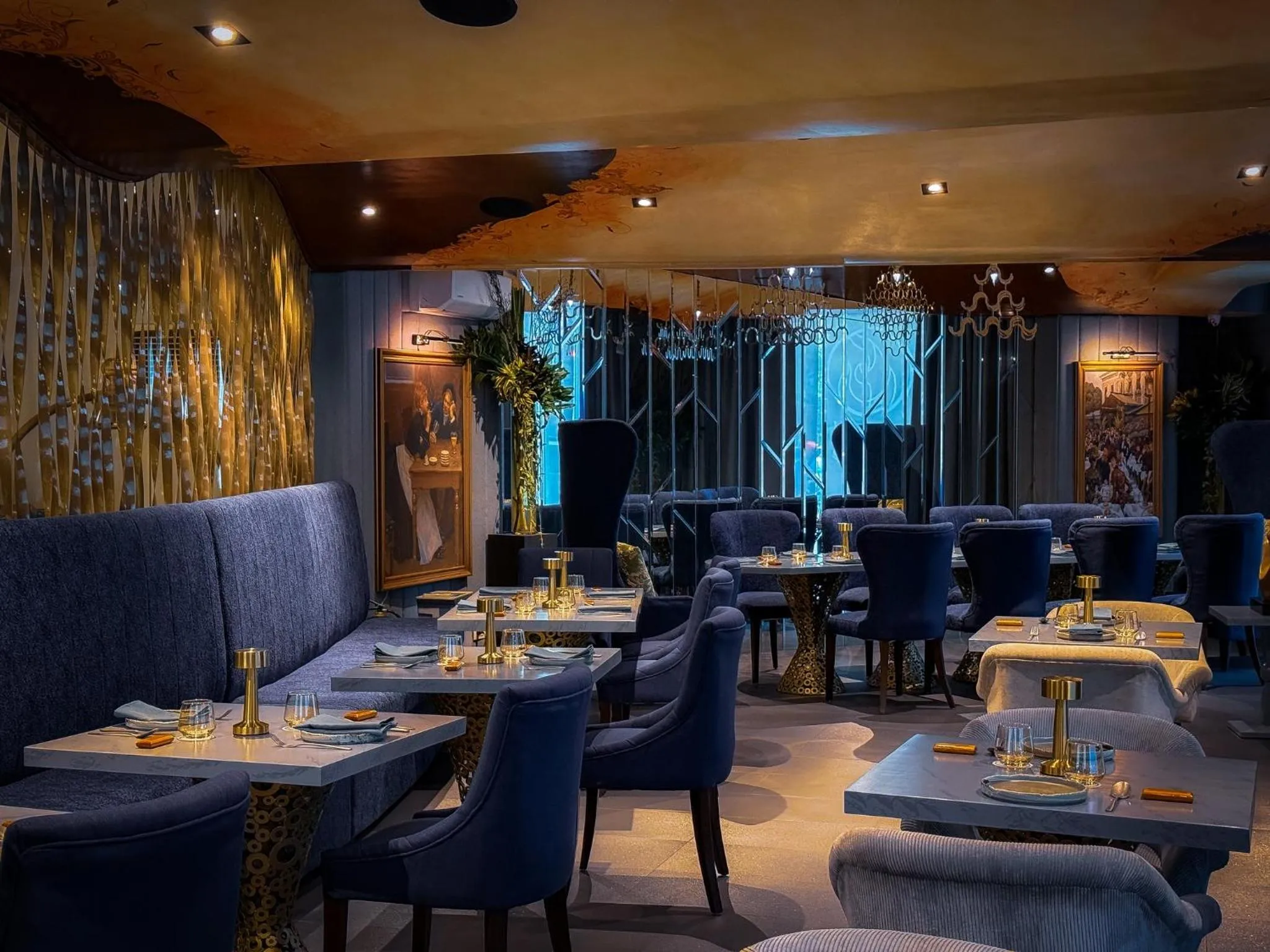 Restaurant/places to eat in Hotel Celeste Makati