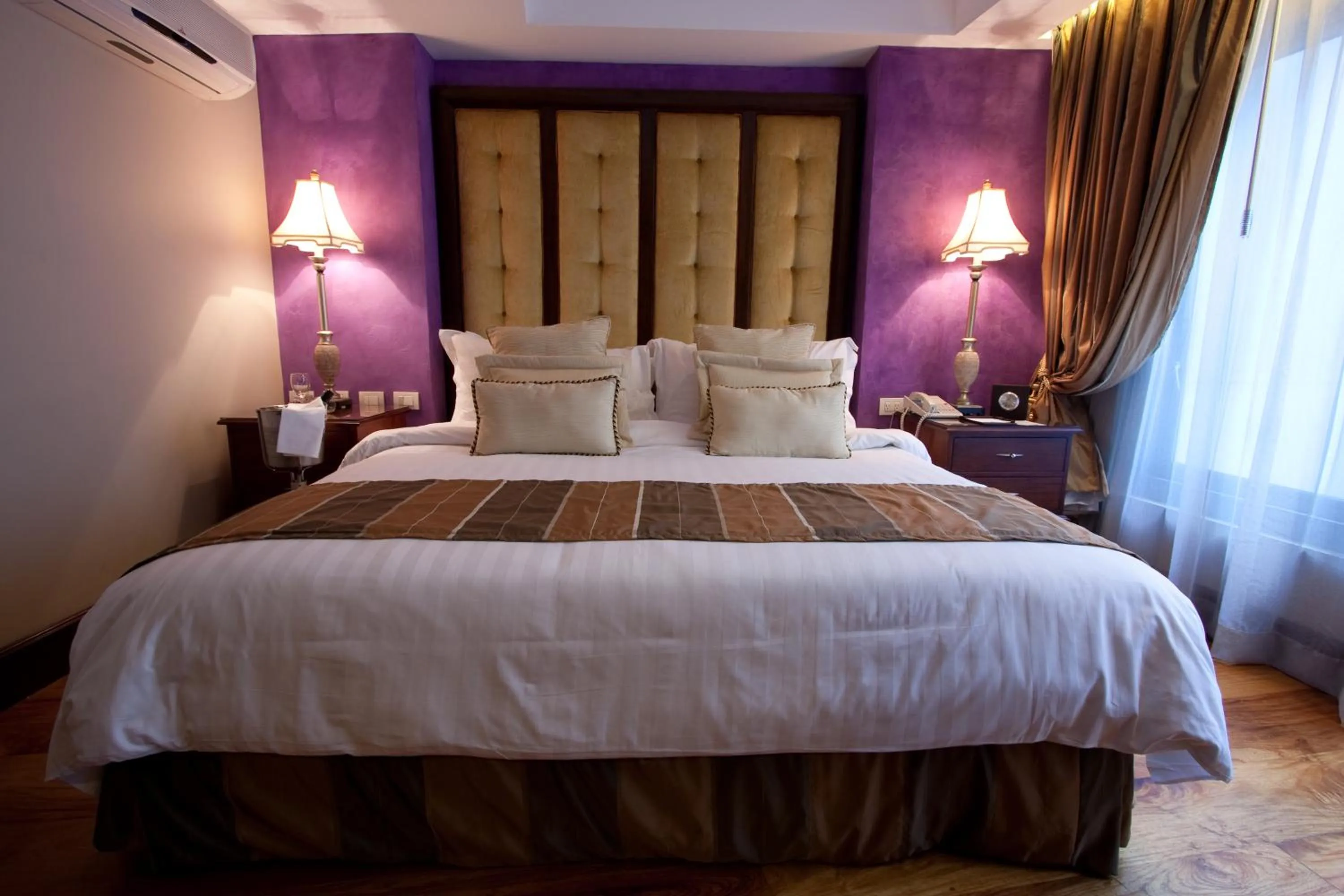 Bed in Hotel Celeste Makati