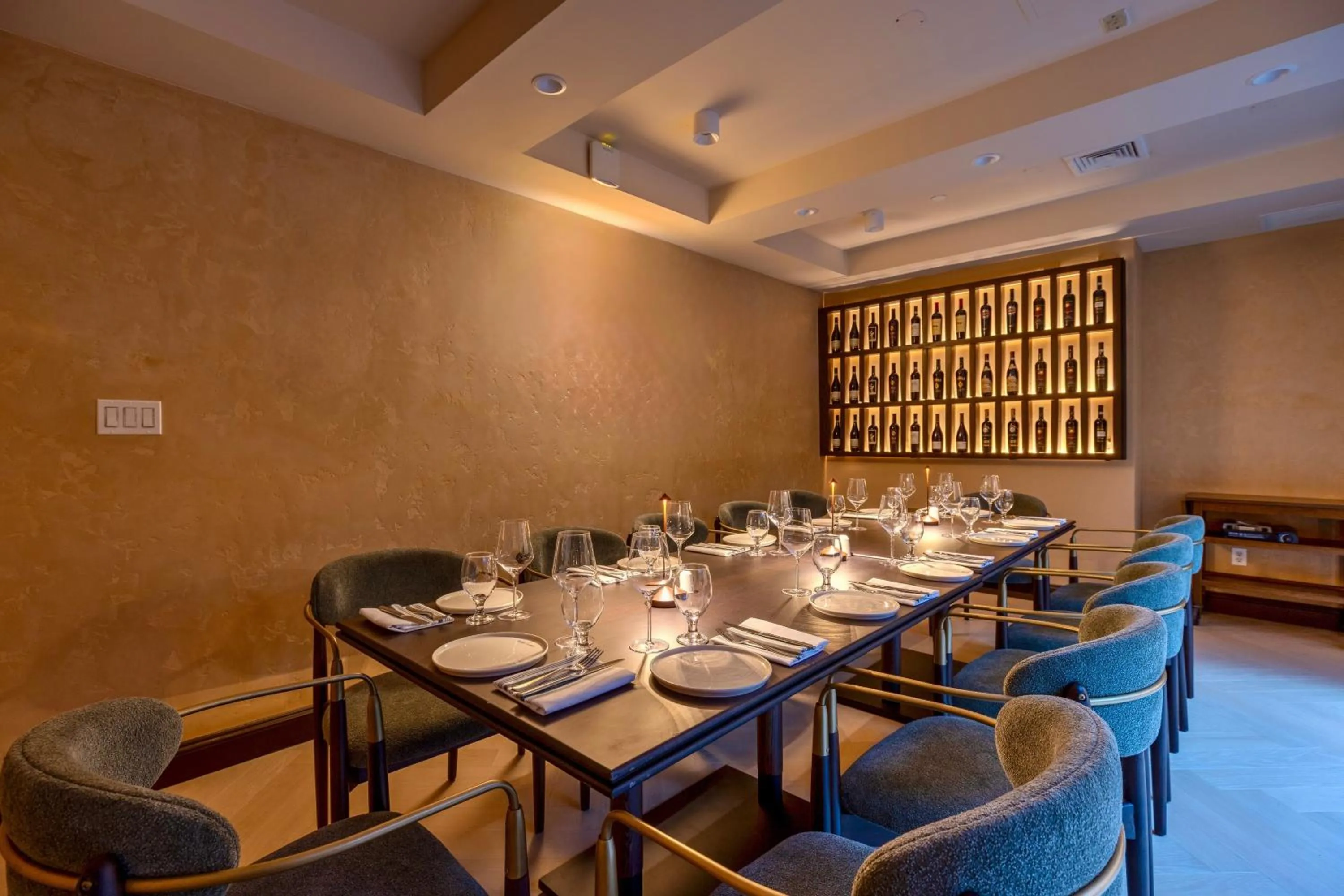 Restaurant/places to eat in Four Points by Sheraton Manhattan SoHo Village