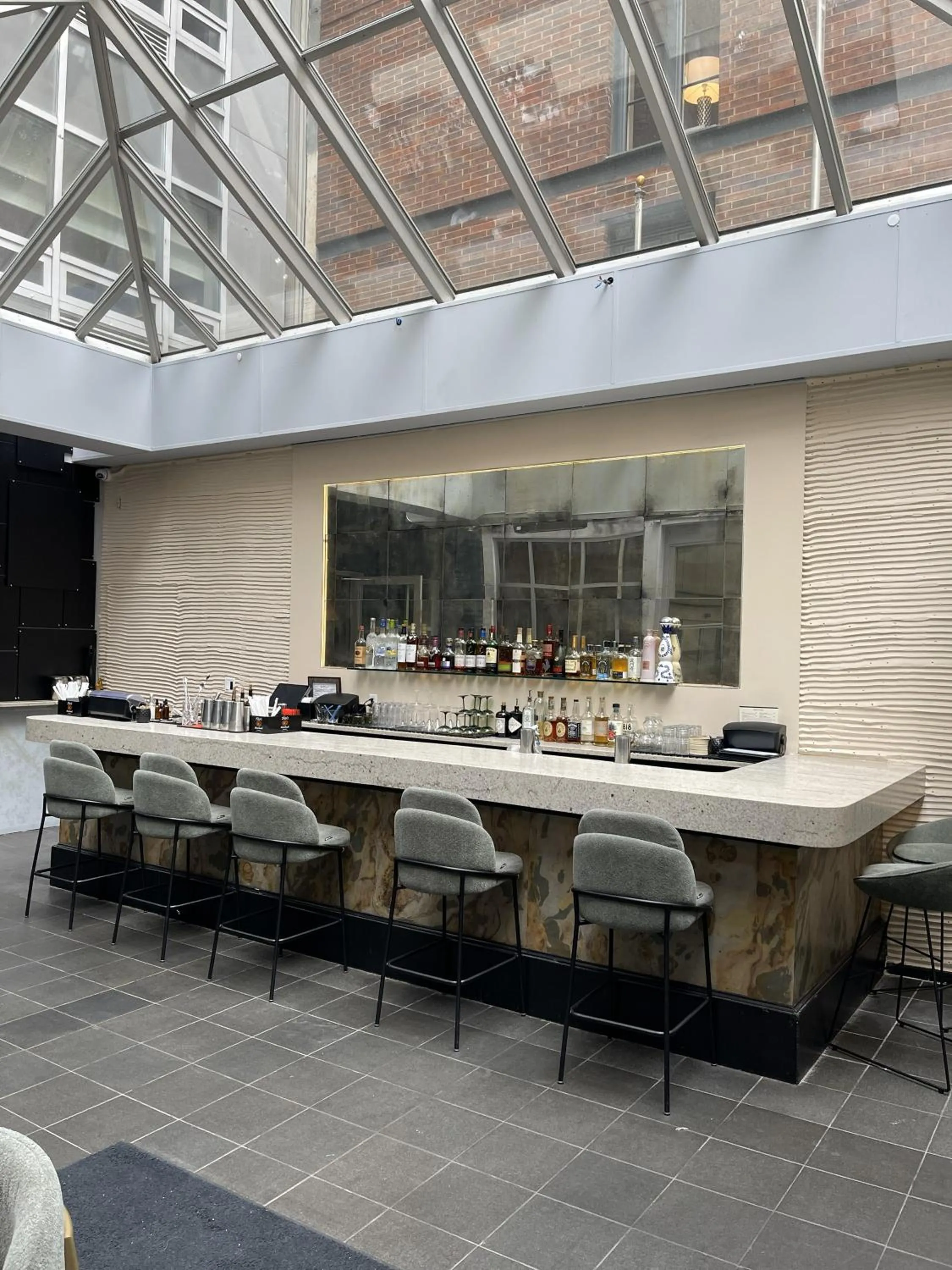 Restaurant/places to eat in Four Points by Sheraton Manhattan SoHo Village