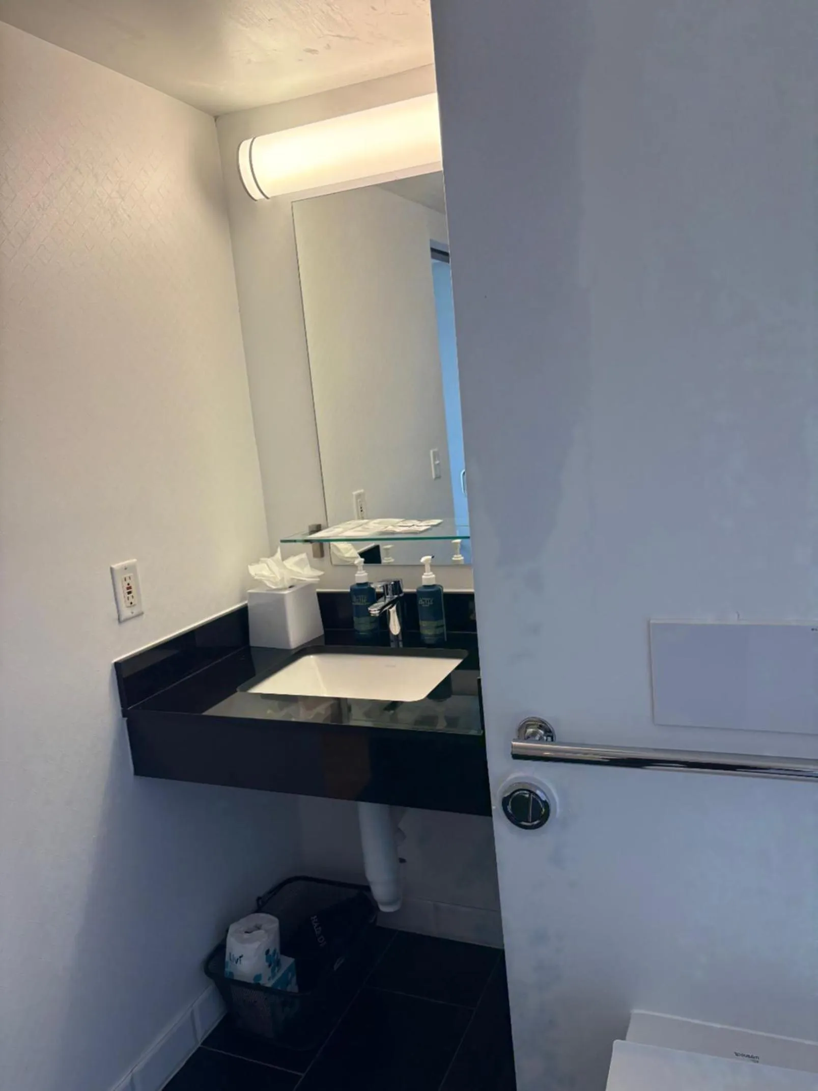 Bathroom in Four Points by Sheraton Manhattan SoHo Village