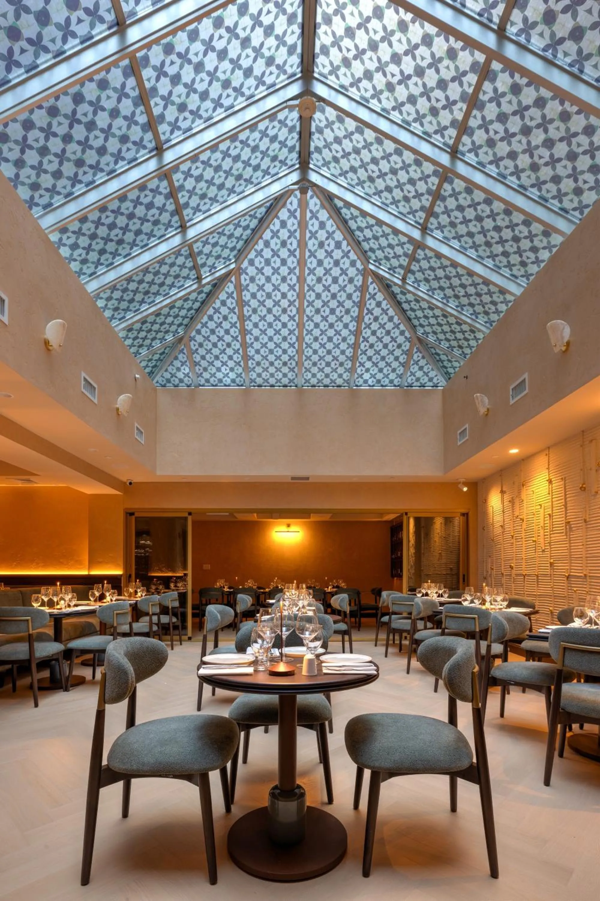 Restaurant/places to eat in Four Points by Sheraton Manhattan SoHo Village