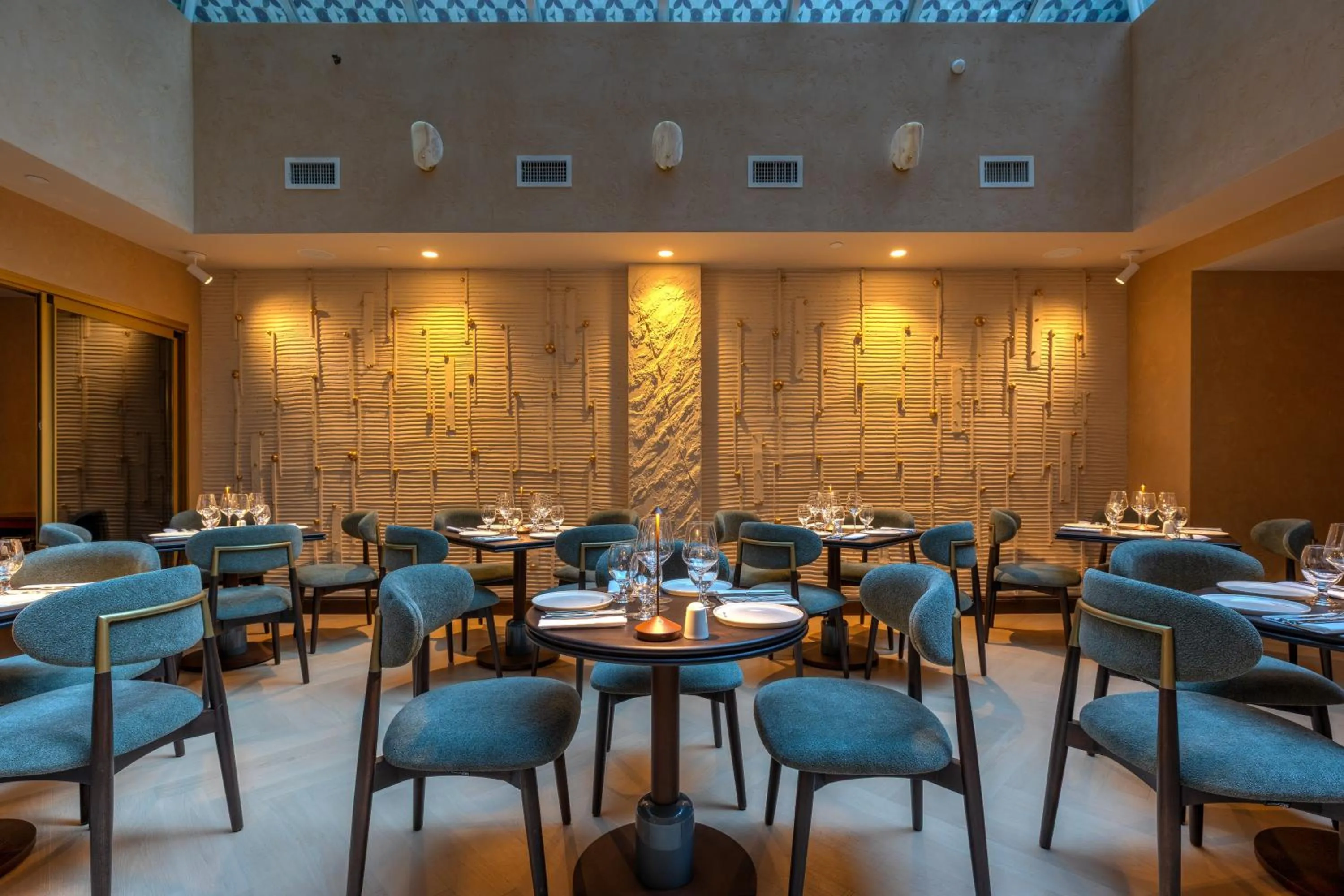 Restaurant/places to eat in Four Points by Sheraton Manhattan SoHo Village