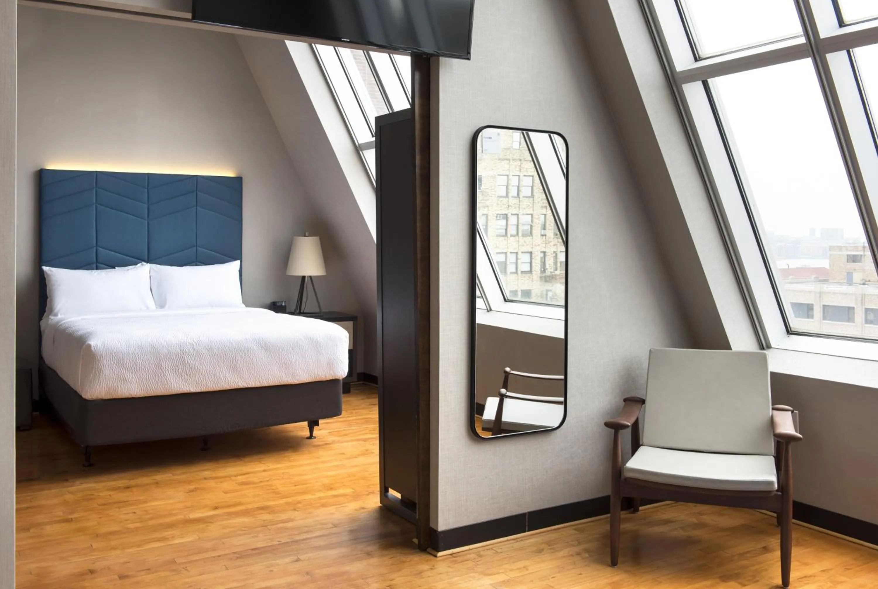 Bed in Four Points by Sheraton Manhattan SoHo Village