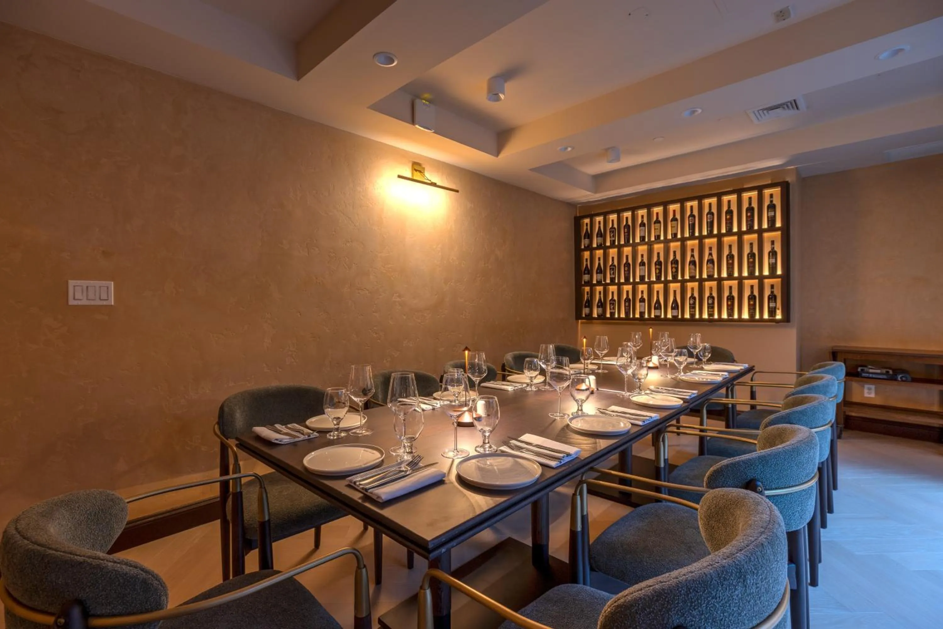 Restaurant/places to eat in Four Points by Sheraton Manhattan SoHo Village