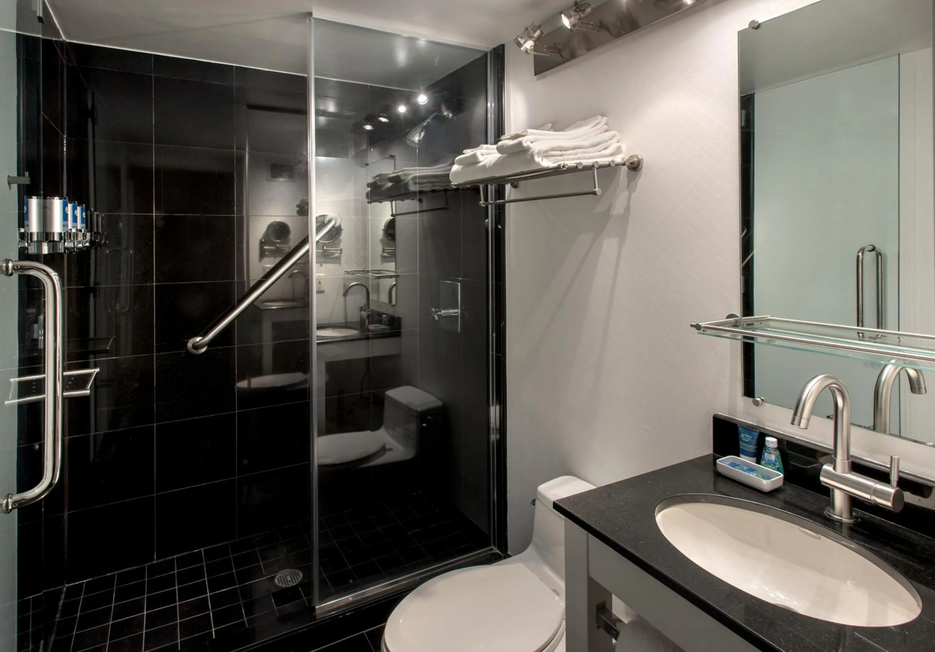 Shower in Four Points by Sheraton Manhattan SoHo Village