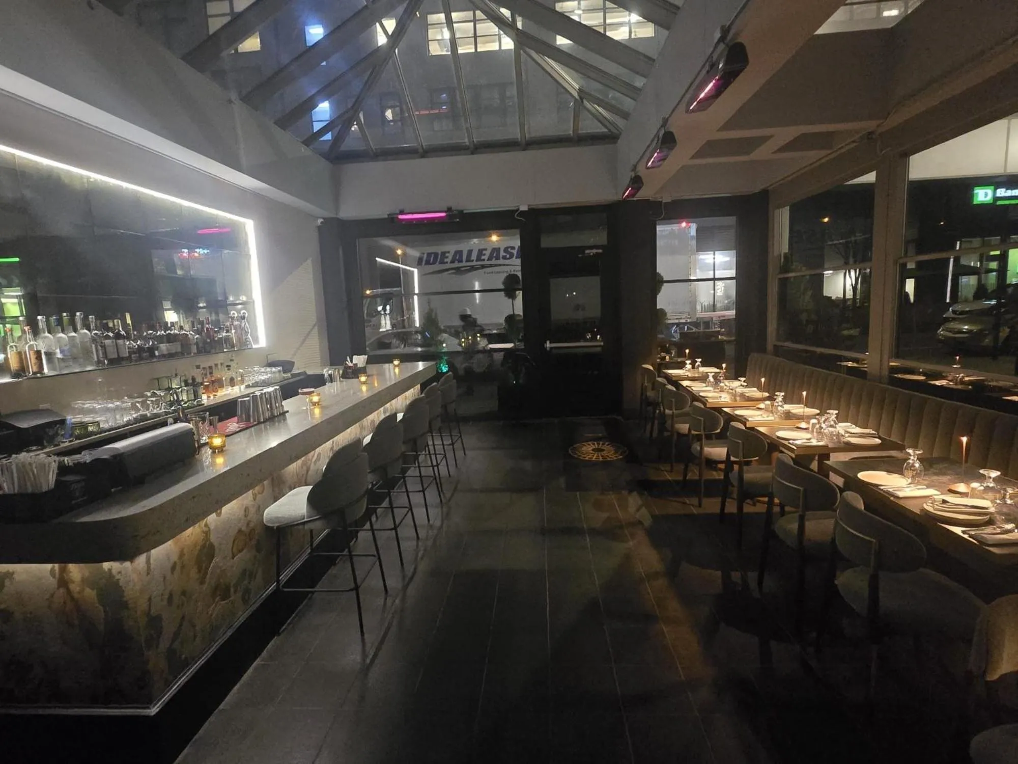 Restaurant/places to eat in Four Points by Sheraton Manhattan SoHo Village