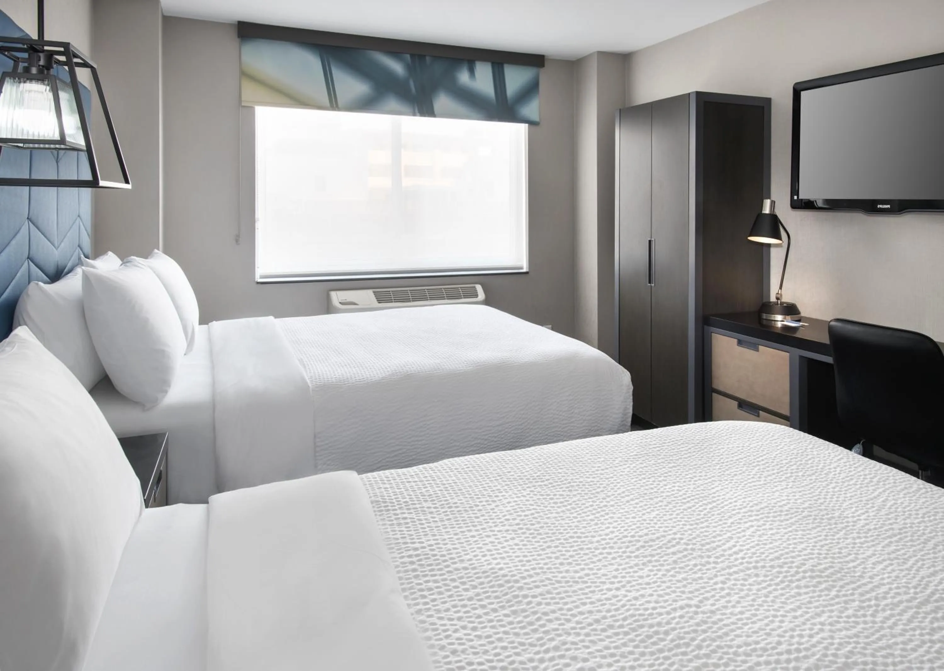 Bed in Four Points by Sheraton Manhattan SoHo Village