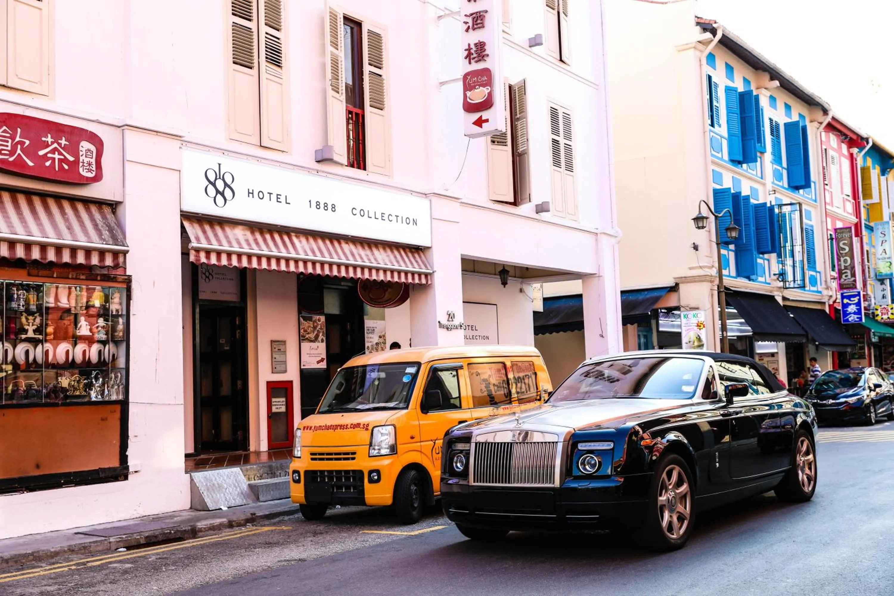 Facade/entrance in Rest Chinatown Hotel
