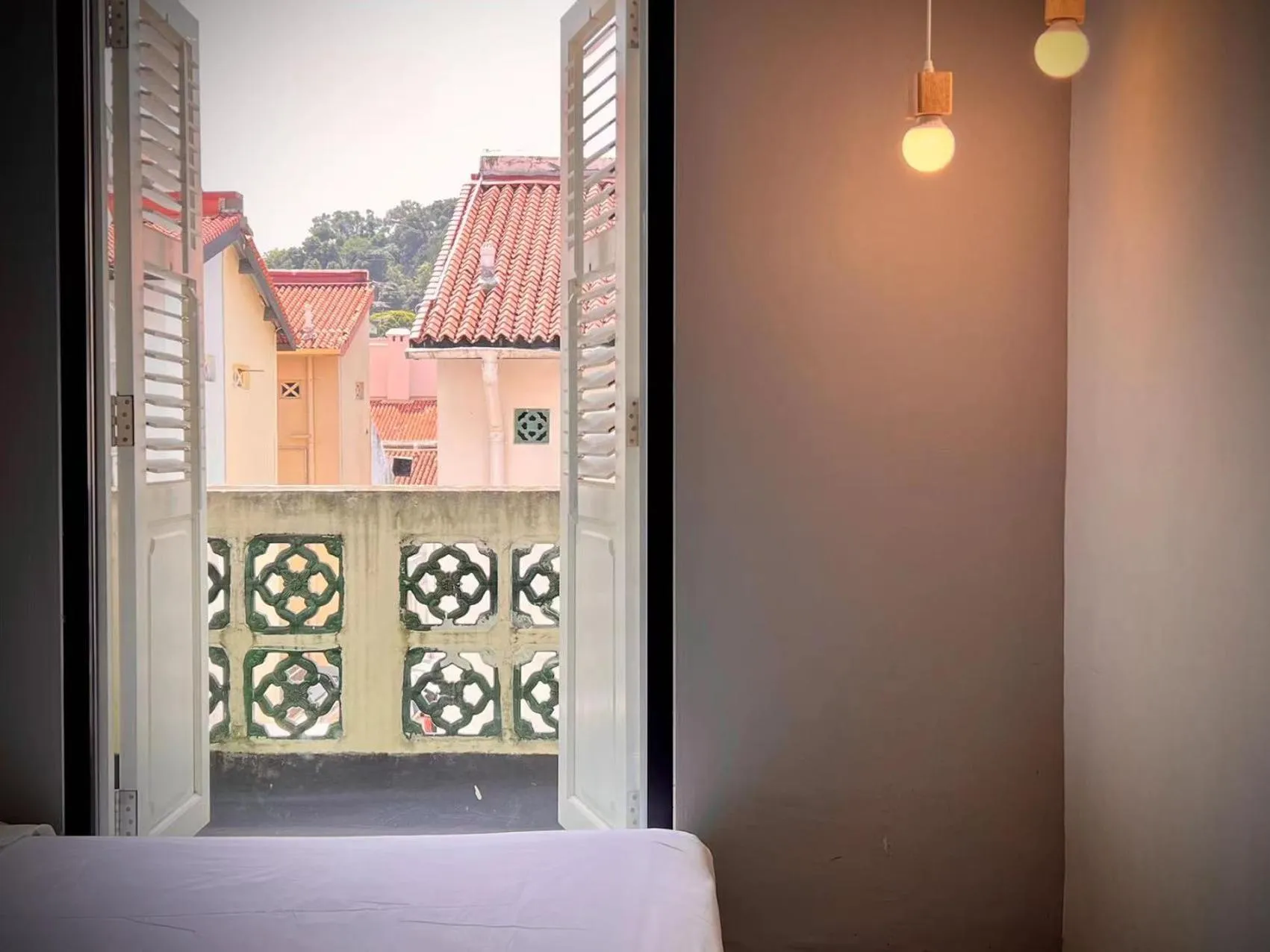 Bedroom in Rest Chinatown Hotel