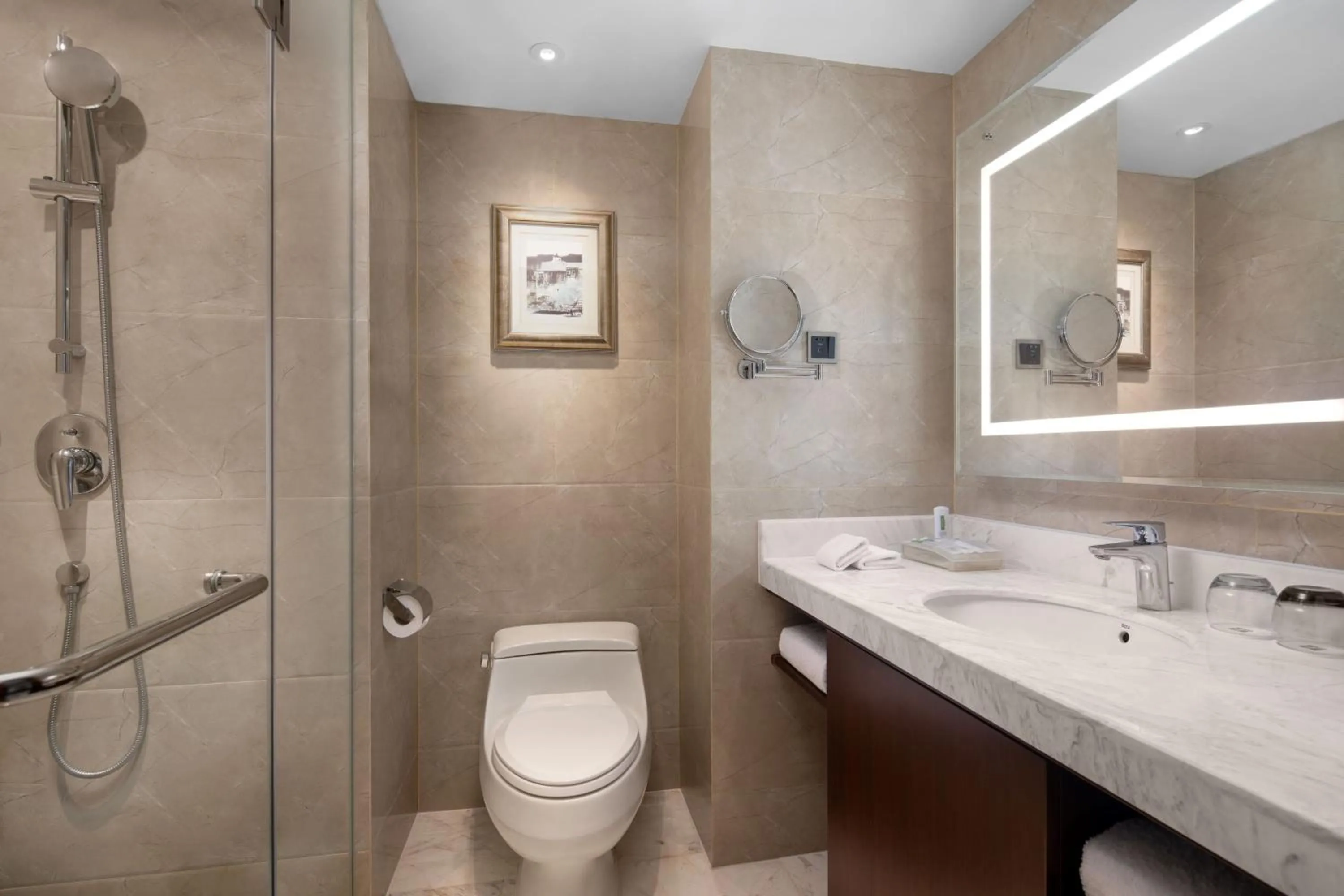 Bathroom in Holiday Inn Chengdu Century City West, an IHG Hotel