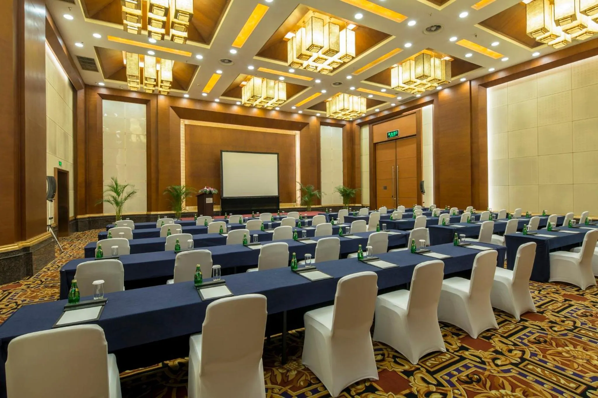 Meeting/conference room in Holiday Inn Chengdu Century City West, an IHG Hotel
