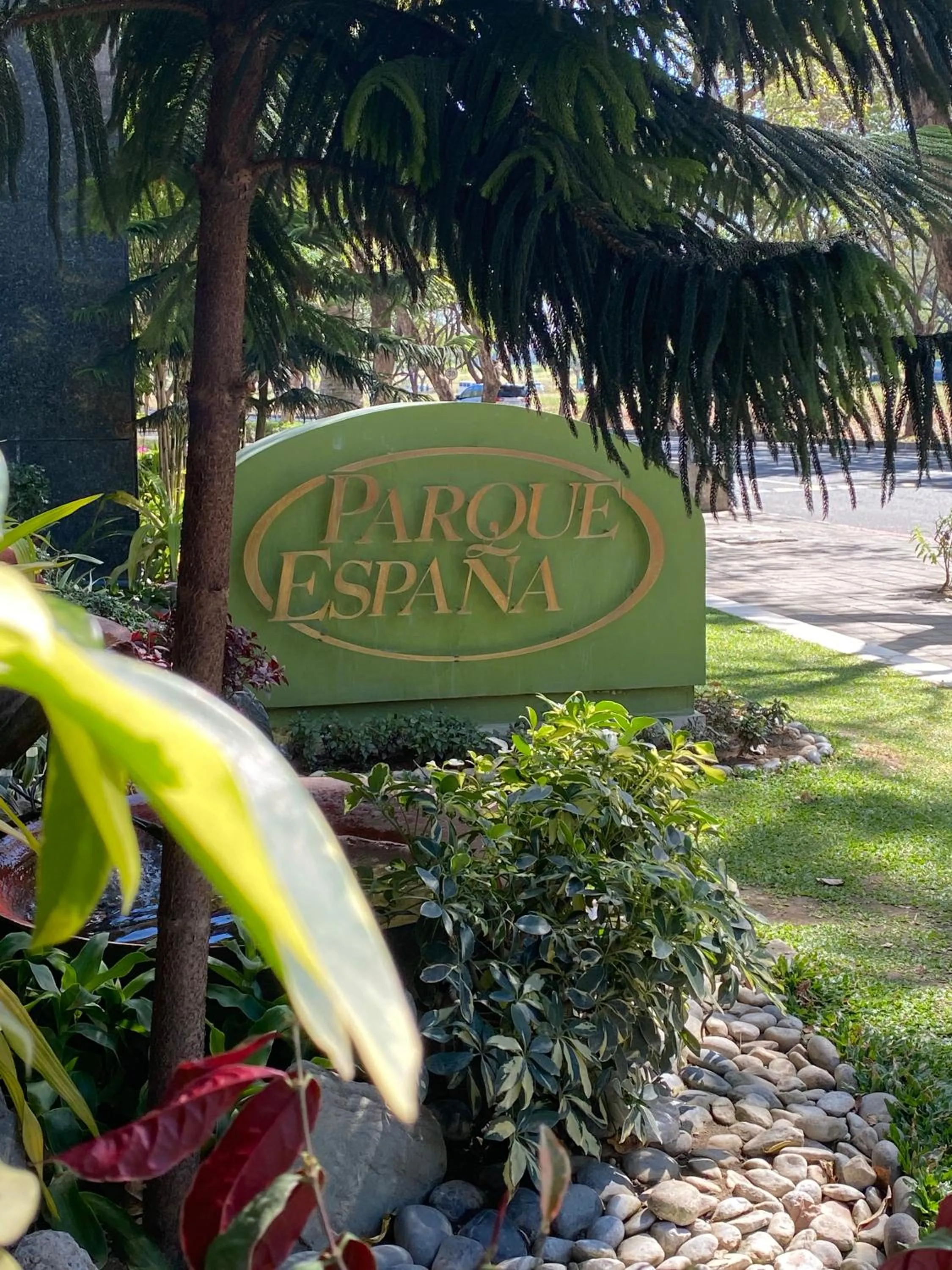 Facade/entrance in Parque España Residence Hotel