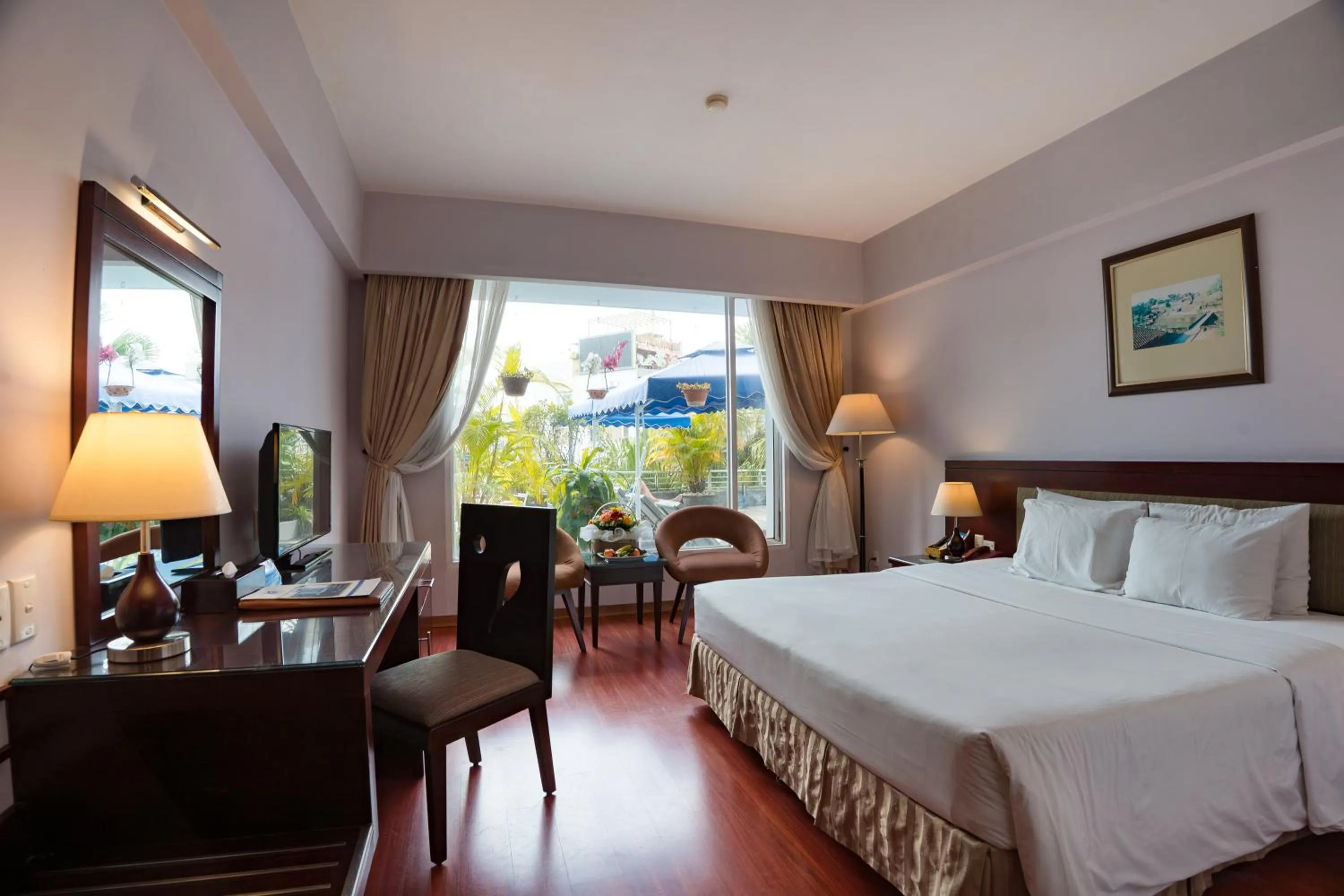 Bedroom, Bed in Mondial Hotel Hue