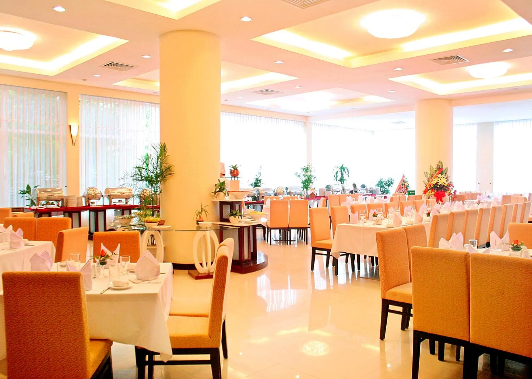 Breakfast in Mondial Hotel Hue