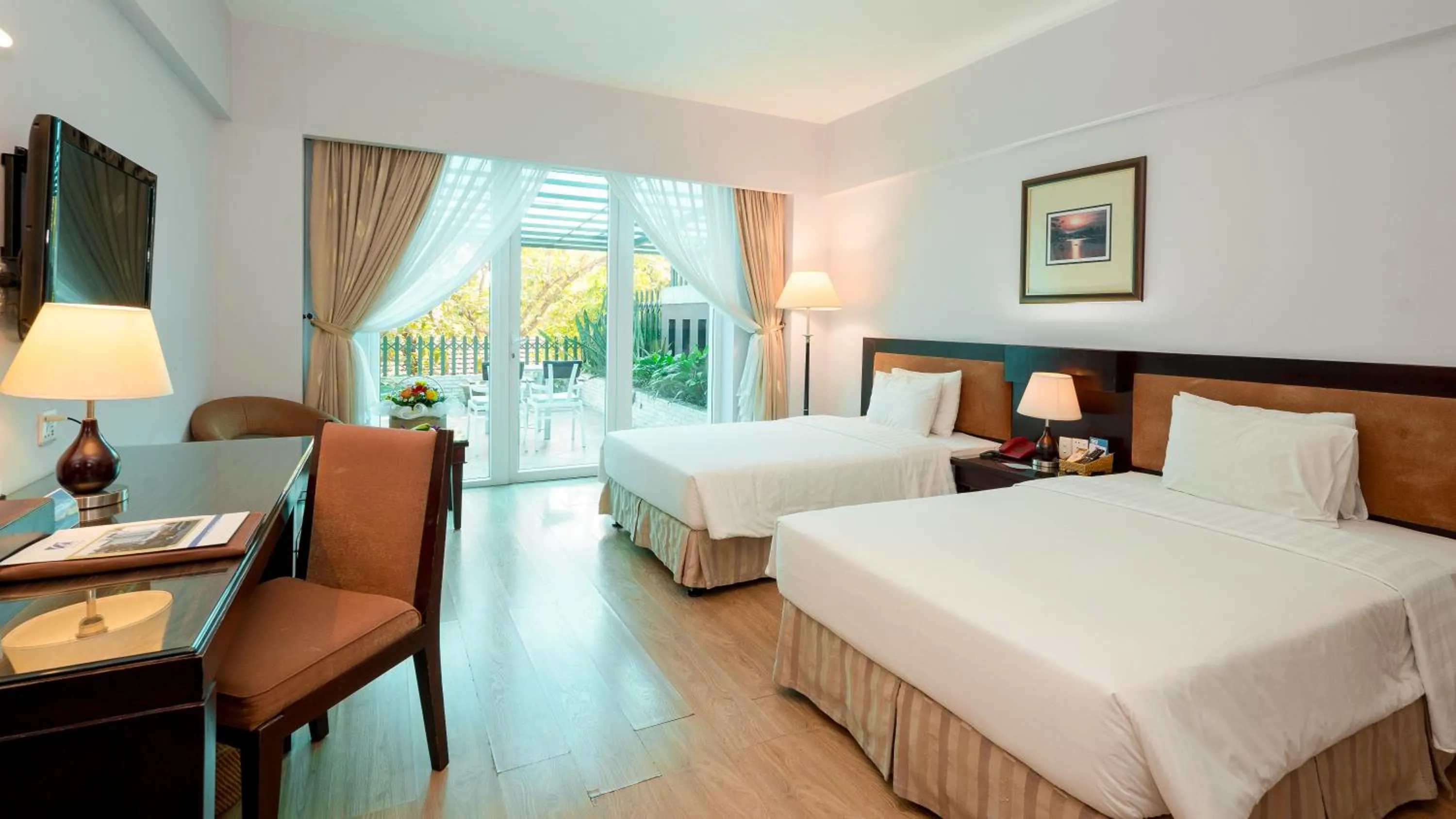 Bedroom, Bed in Mondial Hotel Hue