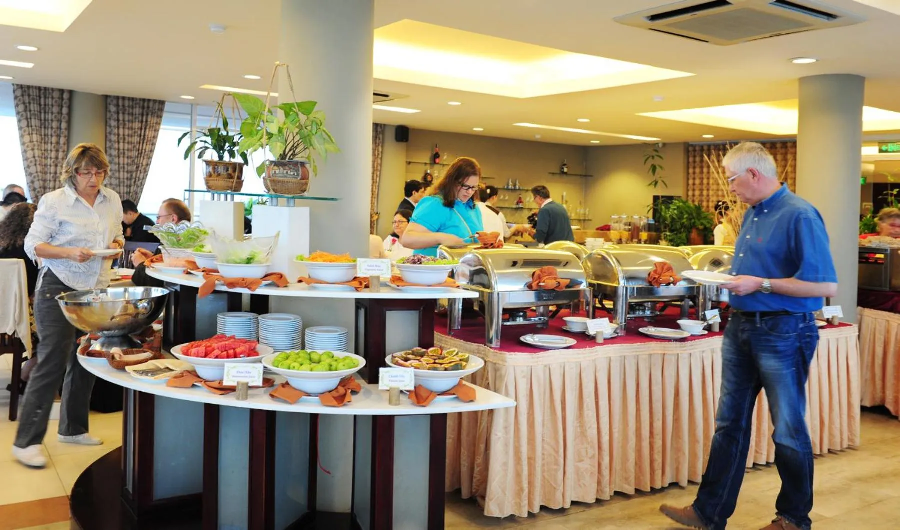Breakfast in Mondial Hotel Hue