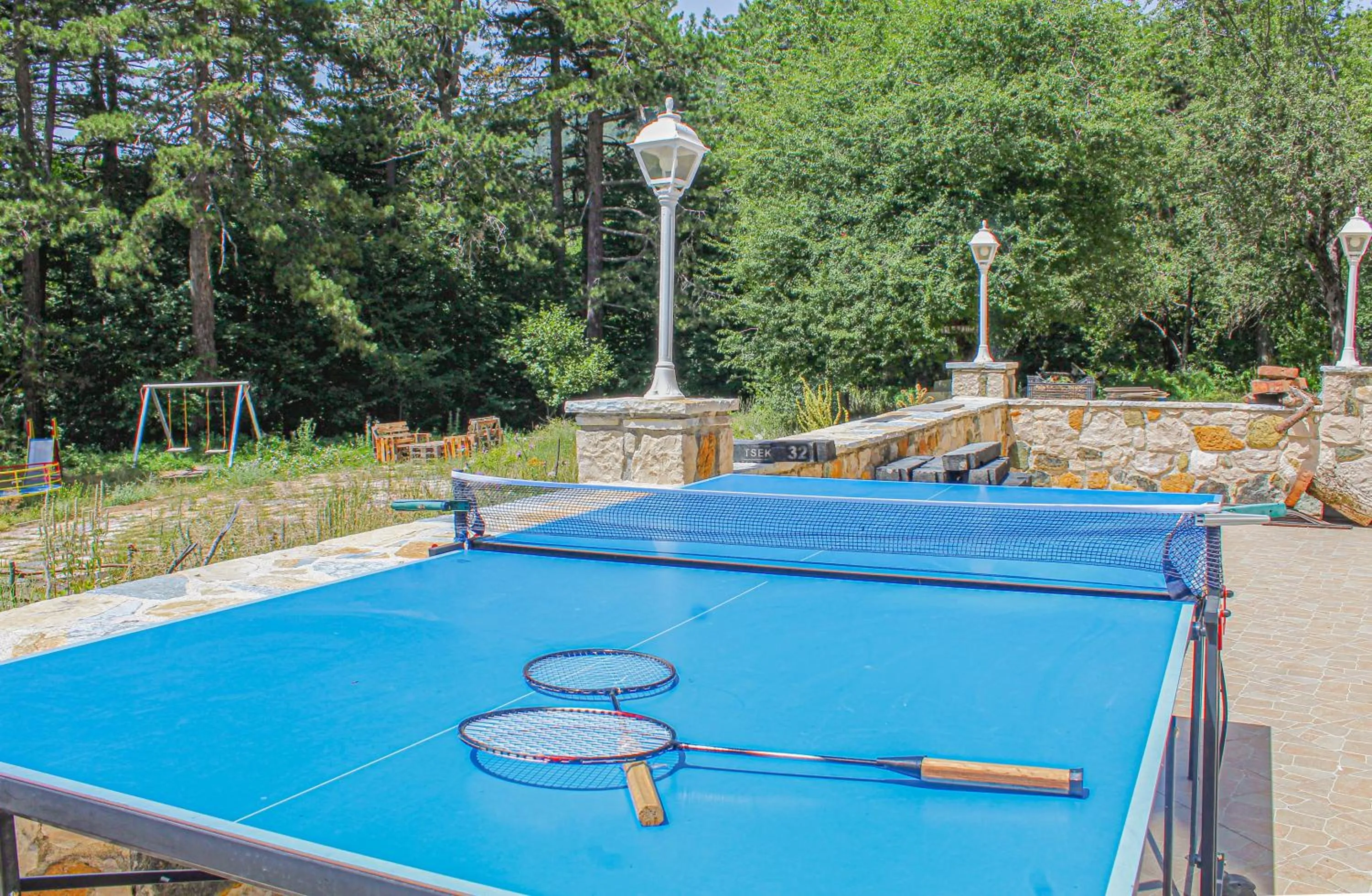 Table tennis in Shkreli Resort Qafeshtame
