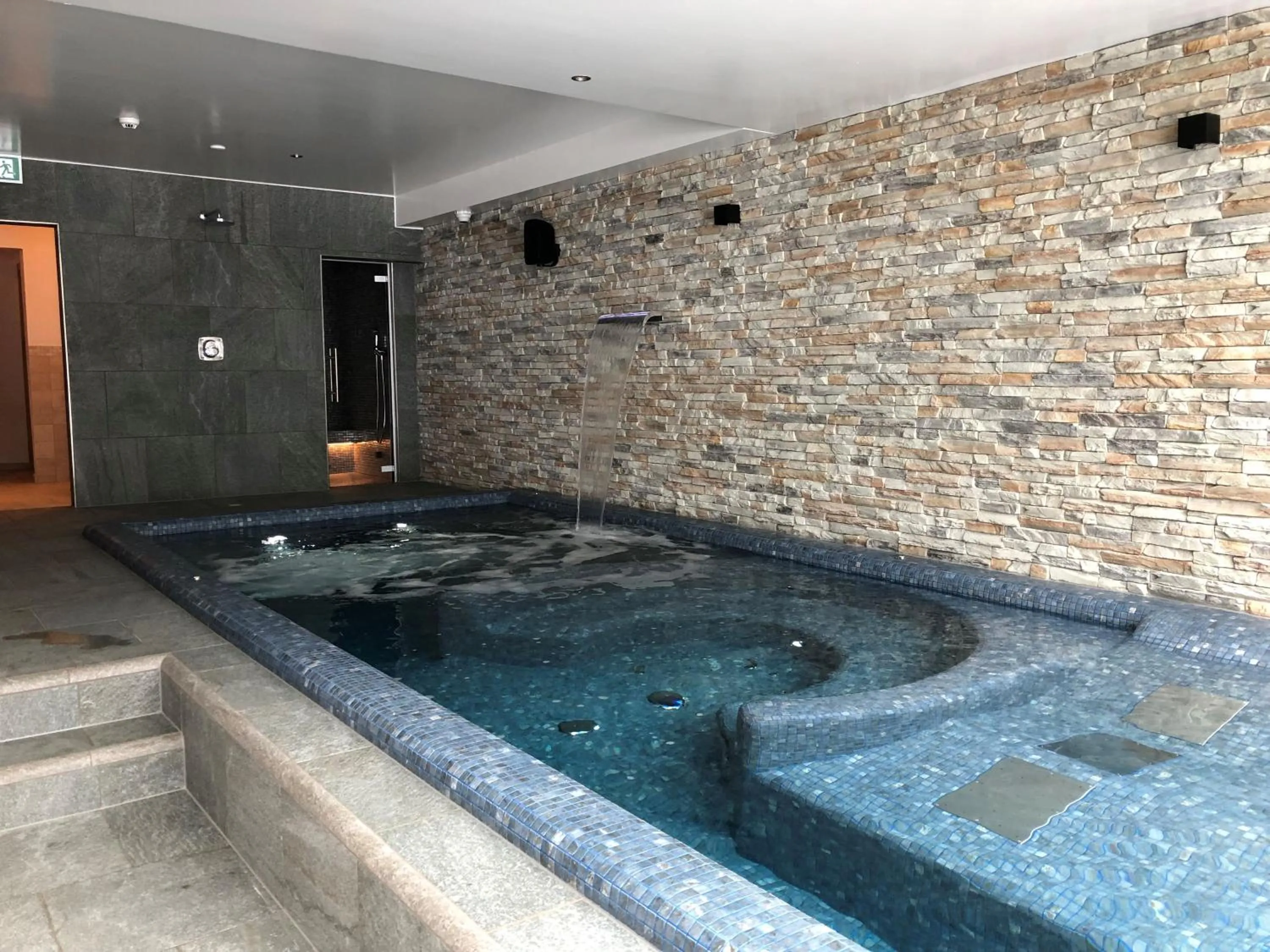 Swimming pool in Mountain Lodge, Les Crosets