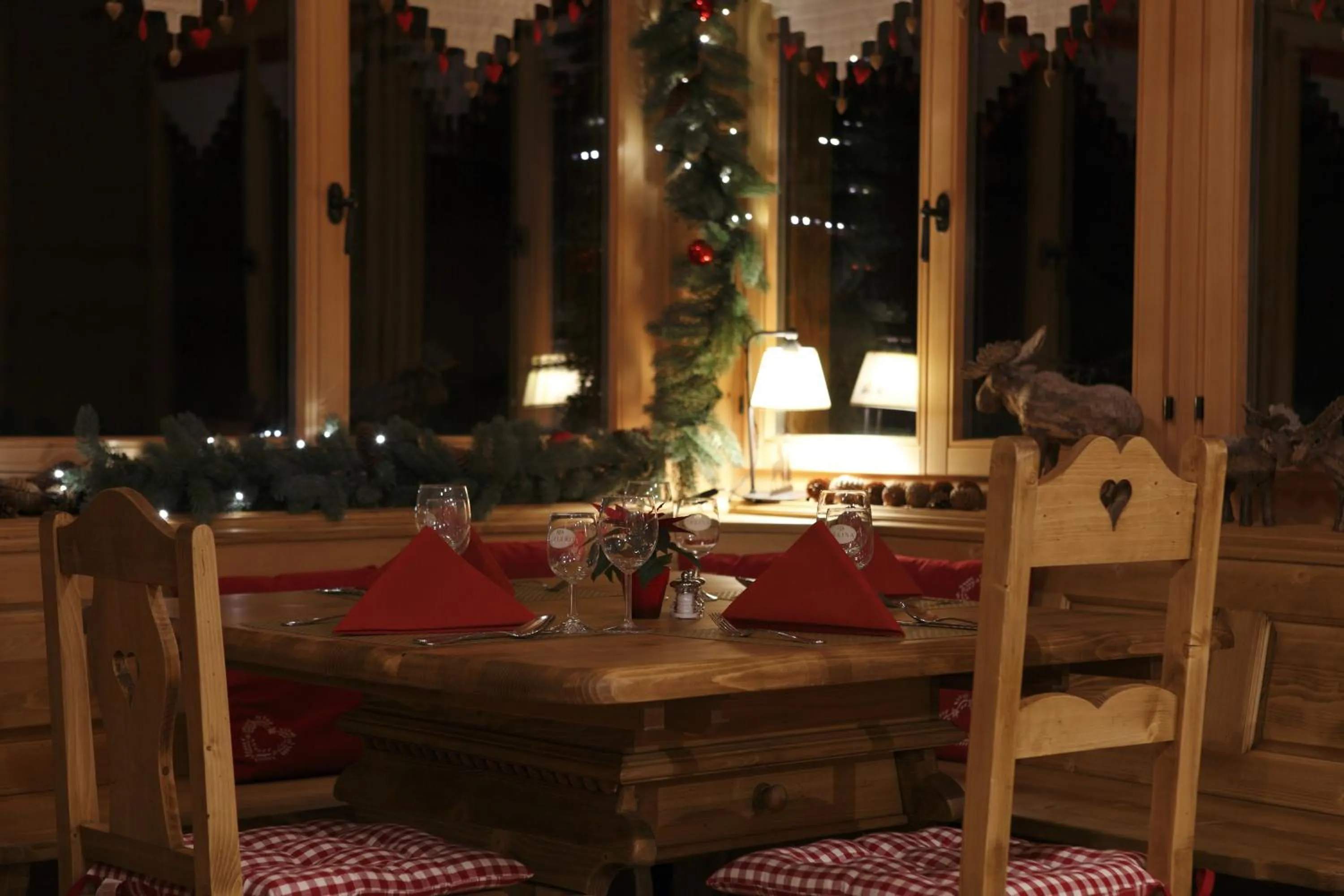 Restaurant/places to eat in Mountain Lodge, Les Crosets