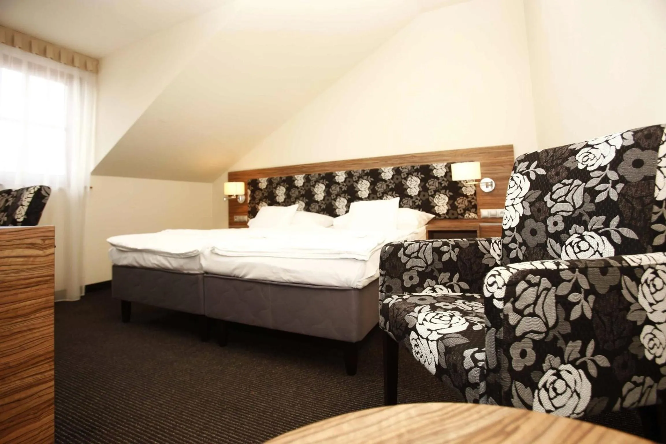 Photo of the whole room, Bed in Bodrogi Kúria Wellness Hotel