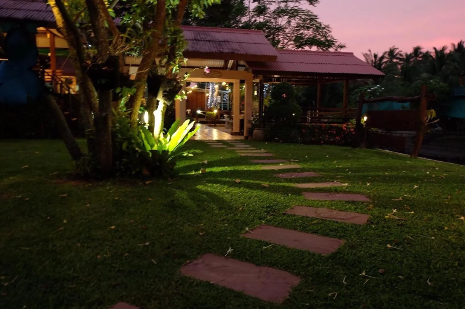 บ้านกรนรา Baan Kornnara