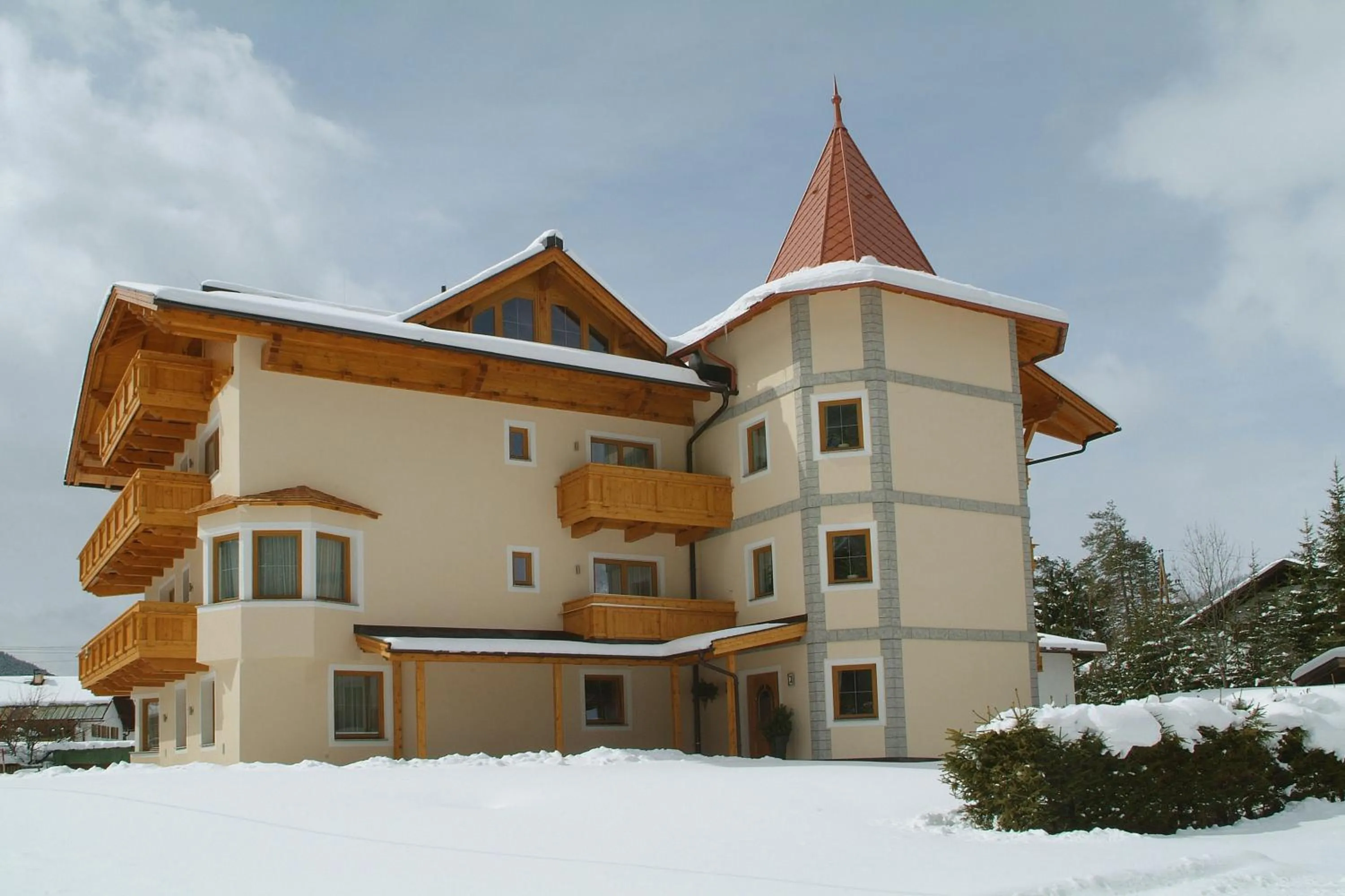 Property building in Hotel-Garni Weidacherhof