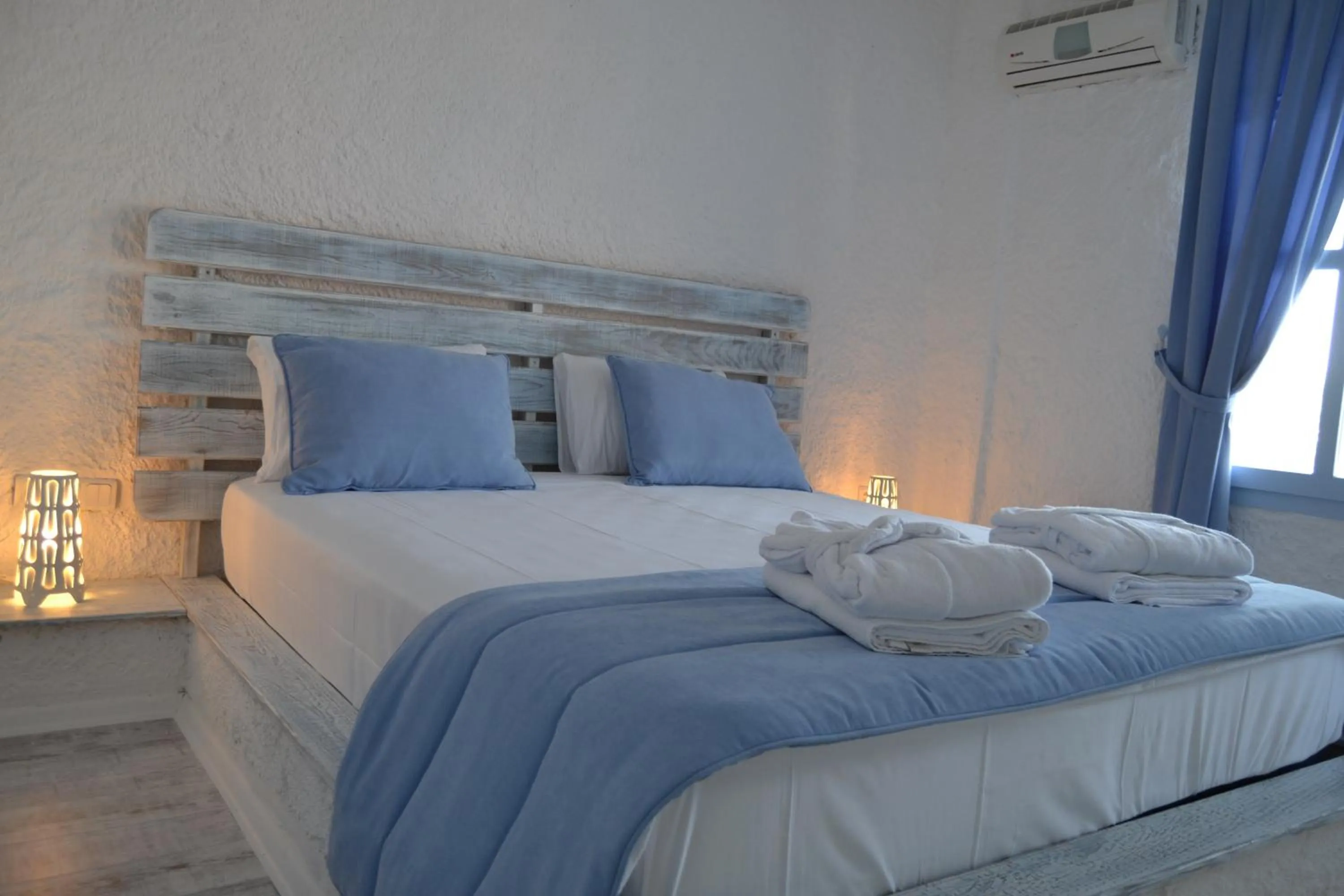 Bed in Thea Butik Hotel & Restaurant