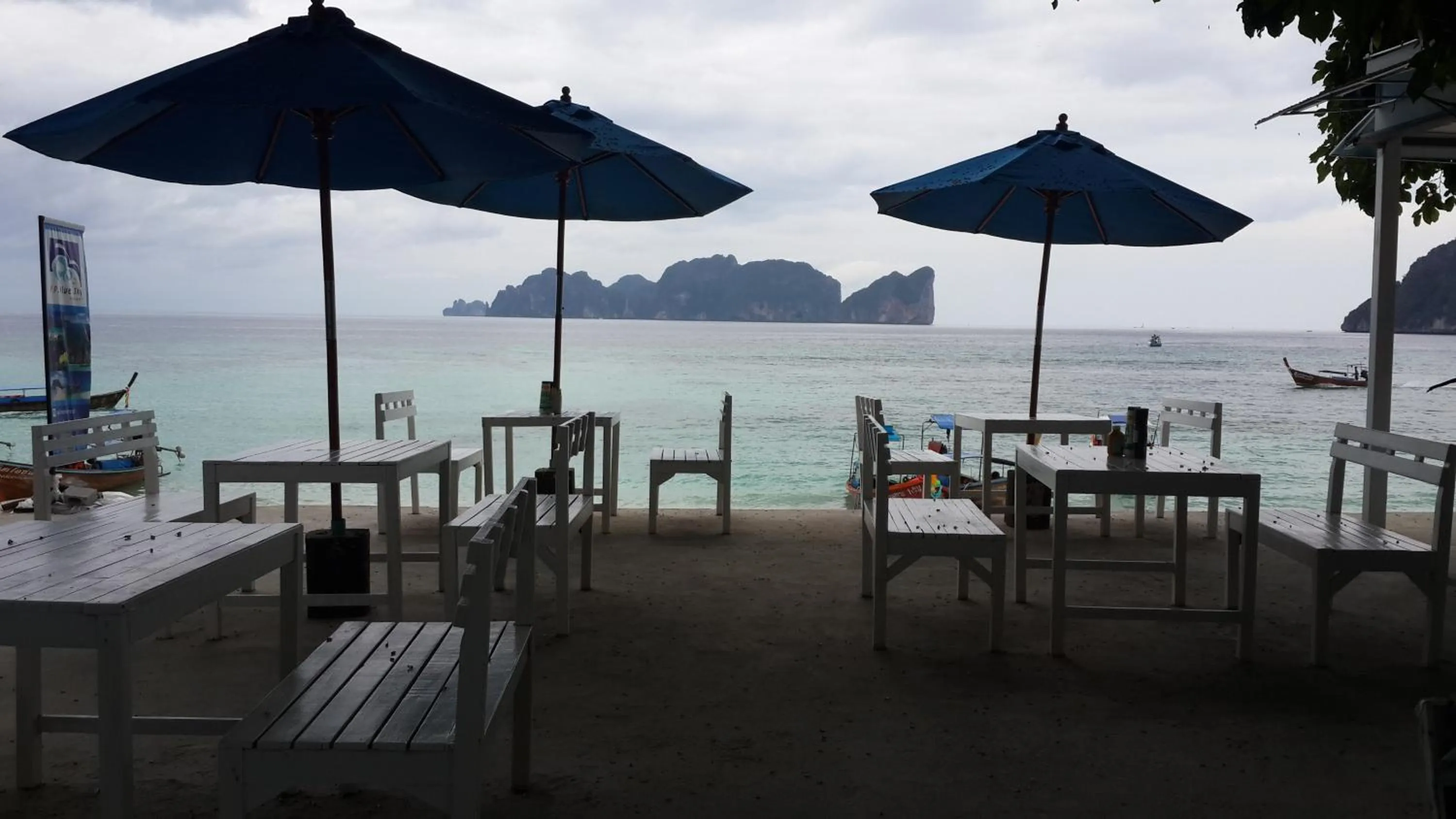 Restaurant/places to eat in PP Blue Sky Resort-SHA Plus