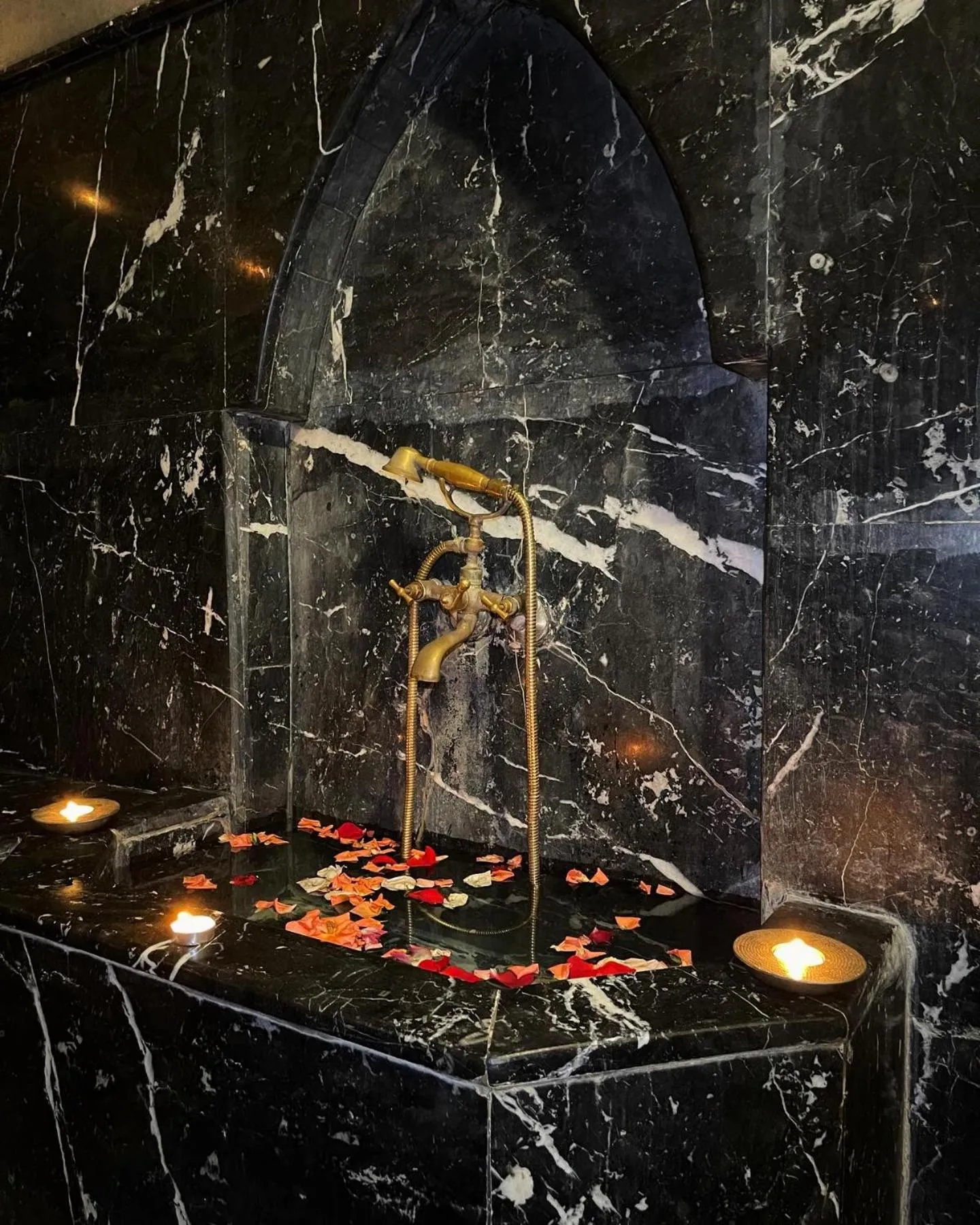 Spa and wellness centre/facilities in Riad Fabiola Et Spa By La Siredrah