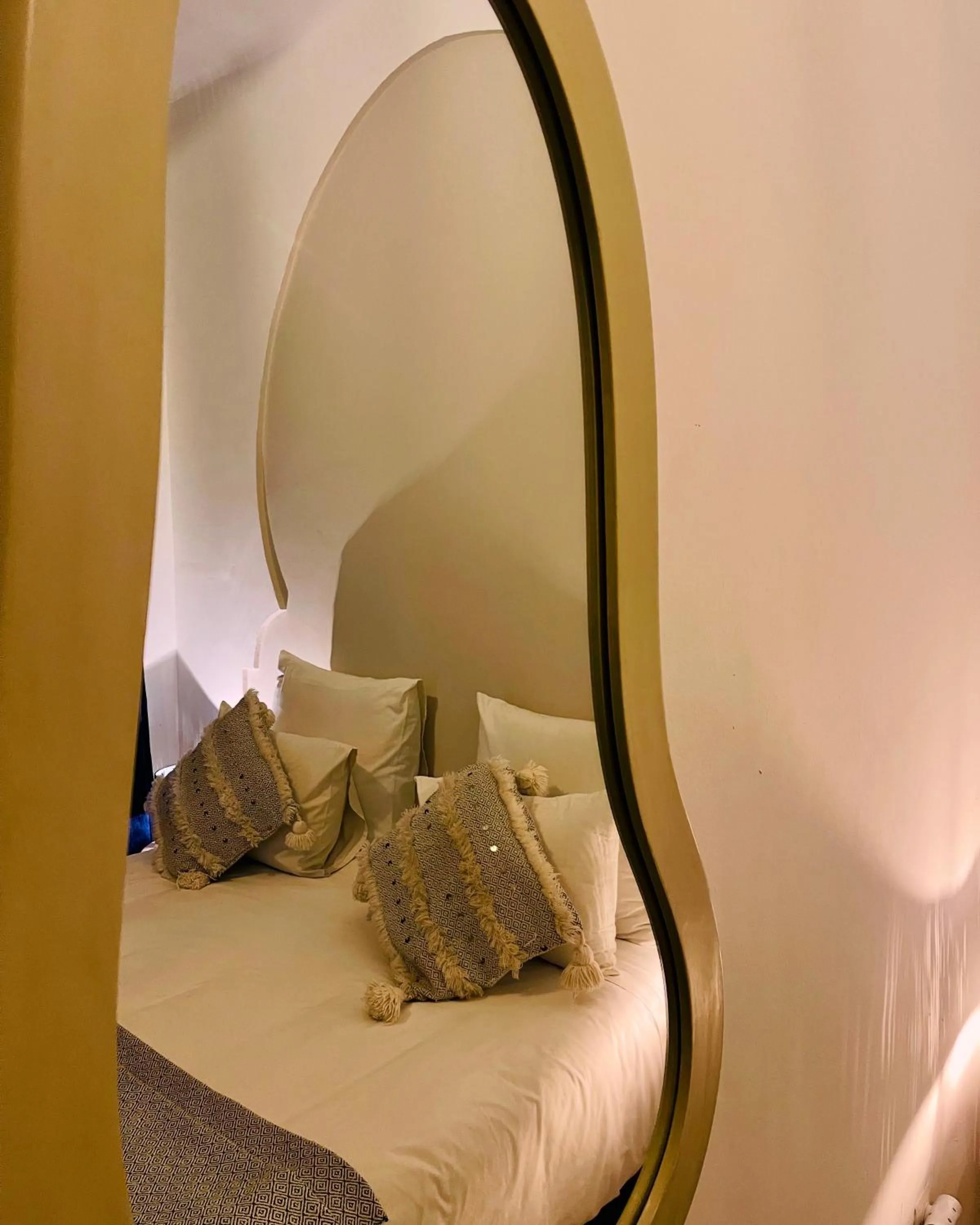 Decorative detail, Bed in Riad Fabiola Et Spa By La Siredrah