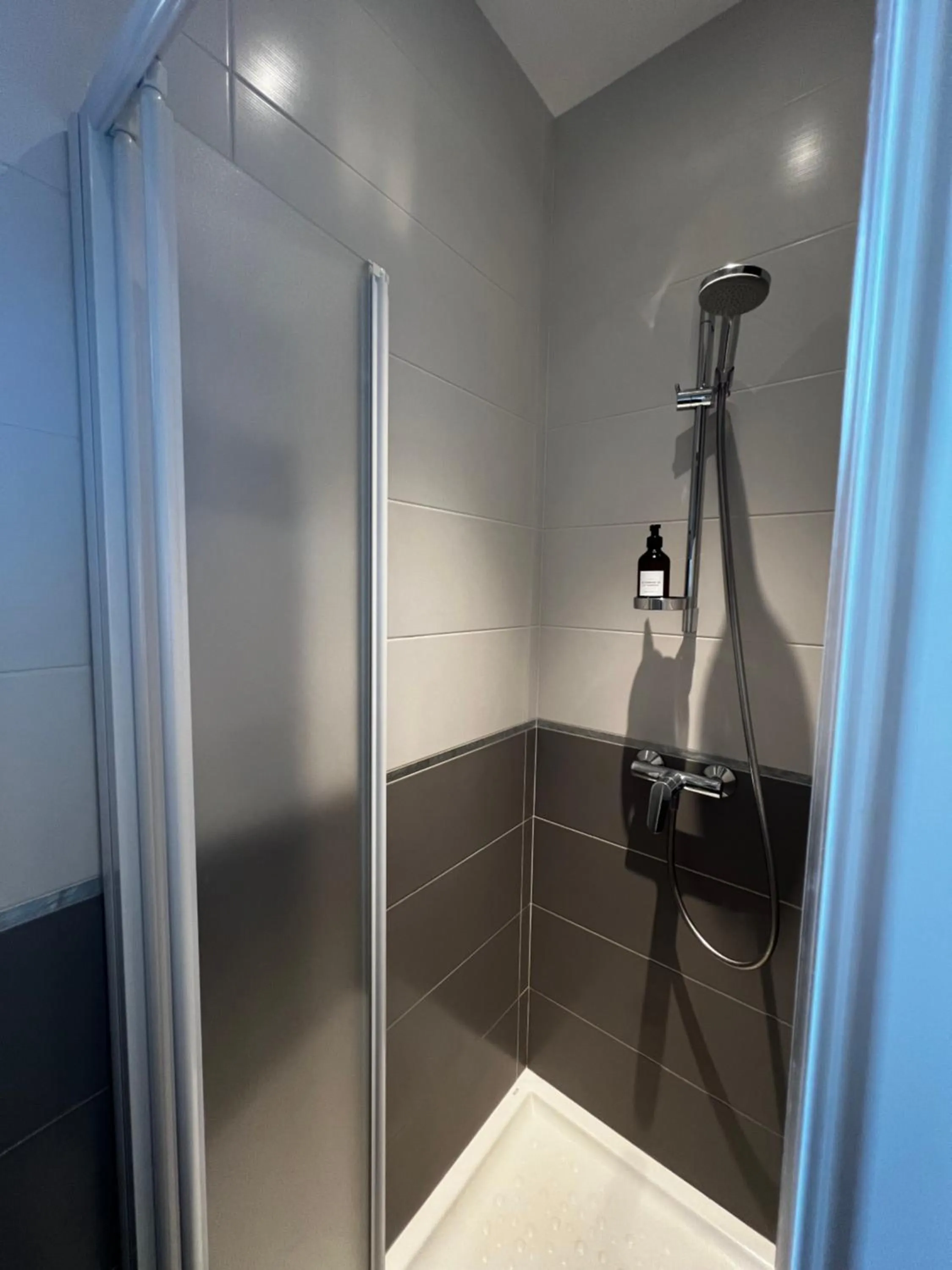 Shower in Domaine De La Tannerie chambres d'hôtes et appartements