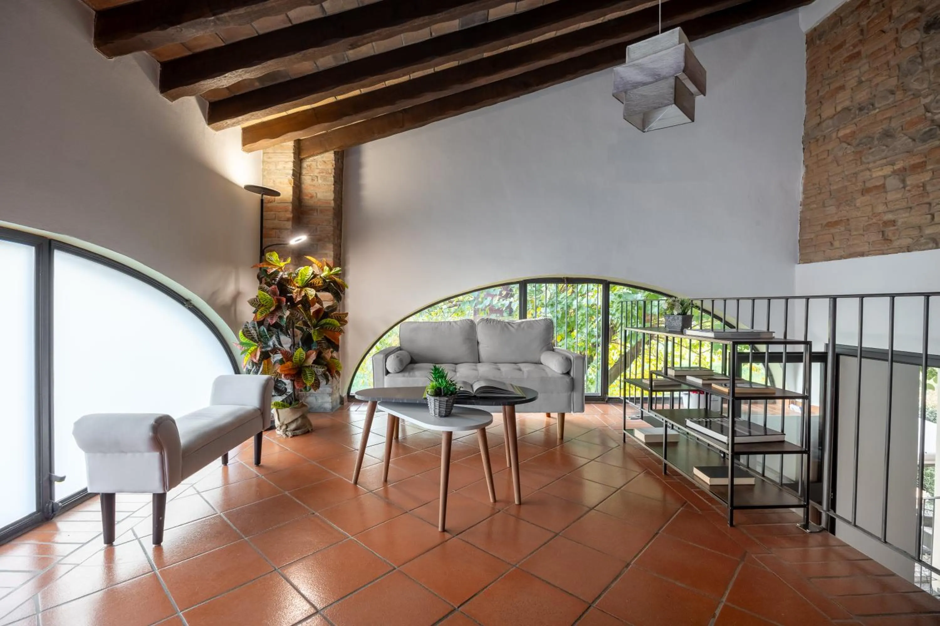 Communal lounge/ TV room in Villa D&D