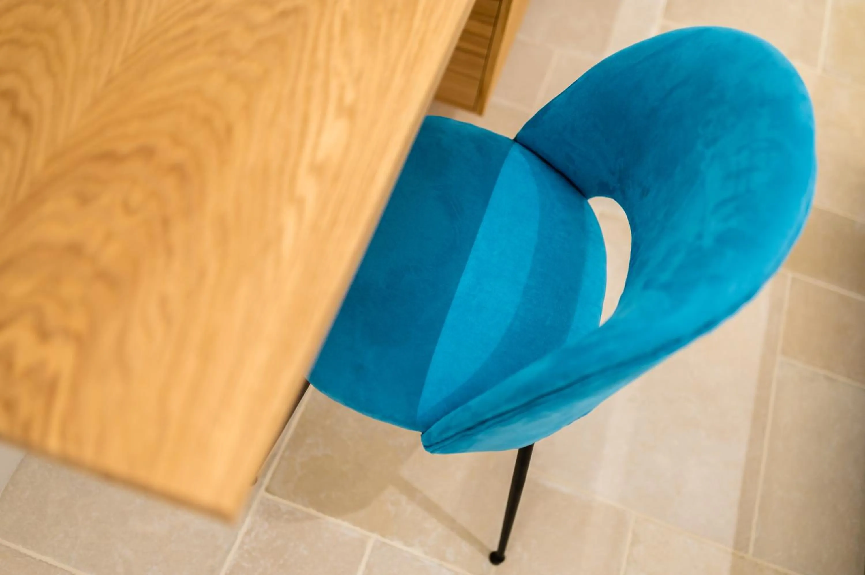 hair dresser in B&B A C-Caste