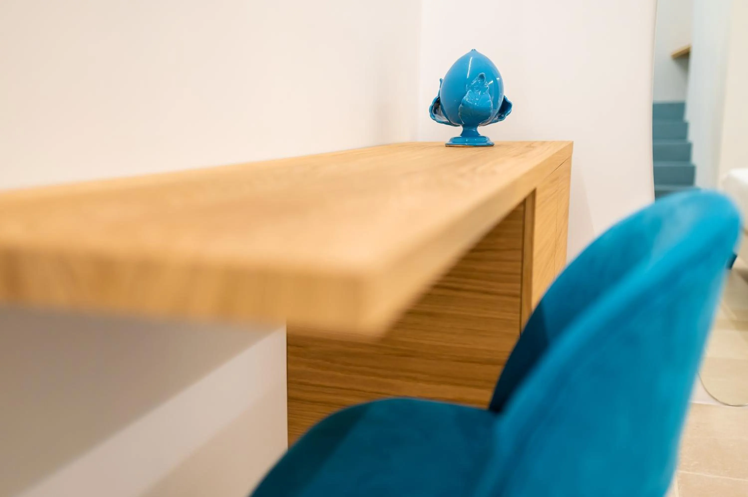 hair dresser in B&B A C-Caste