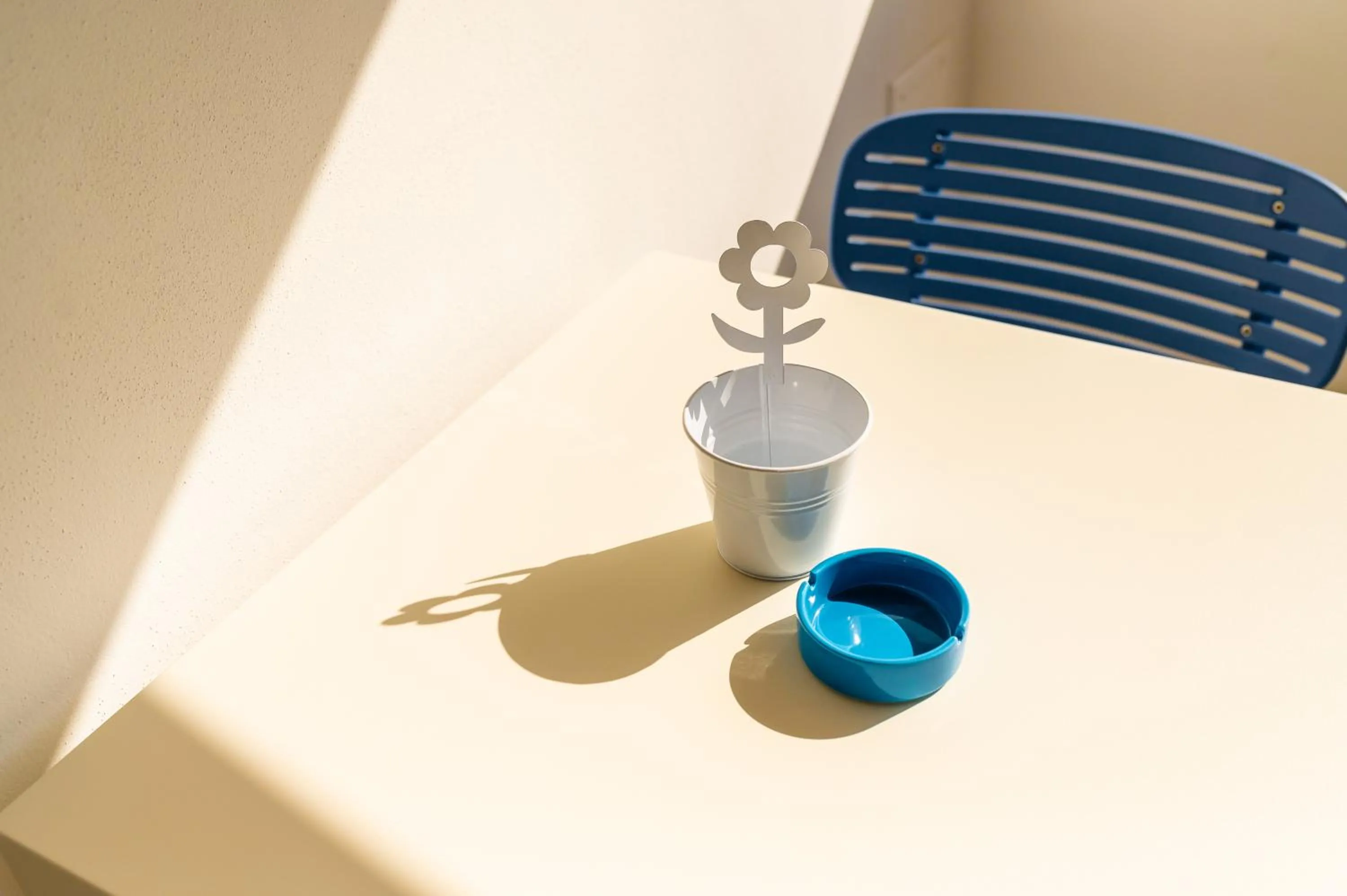 hair dresser in B&B A C-Caste