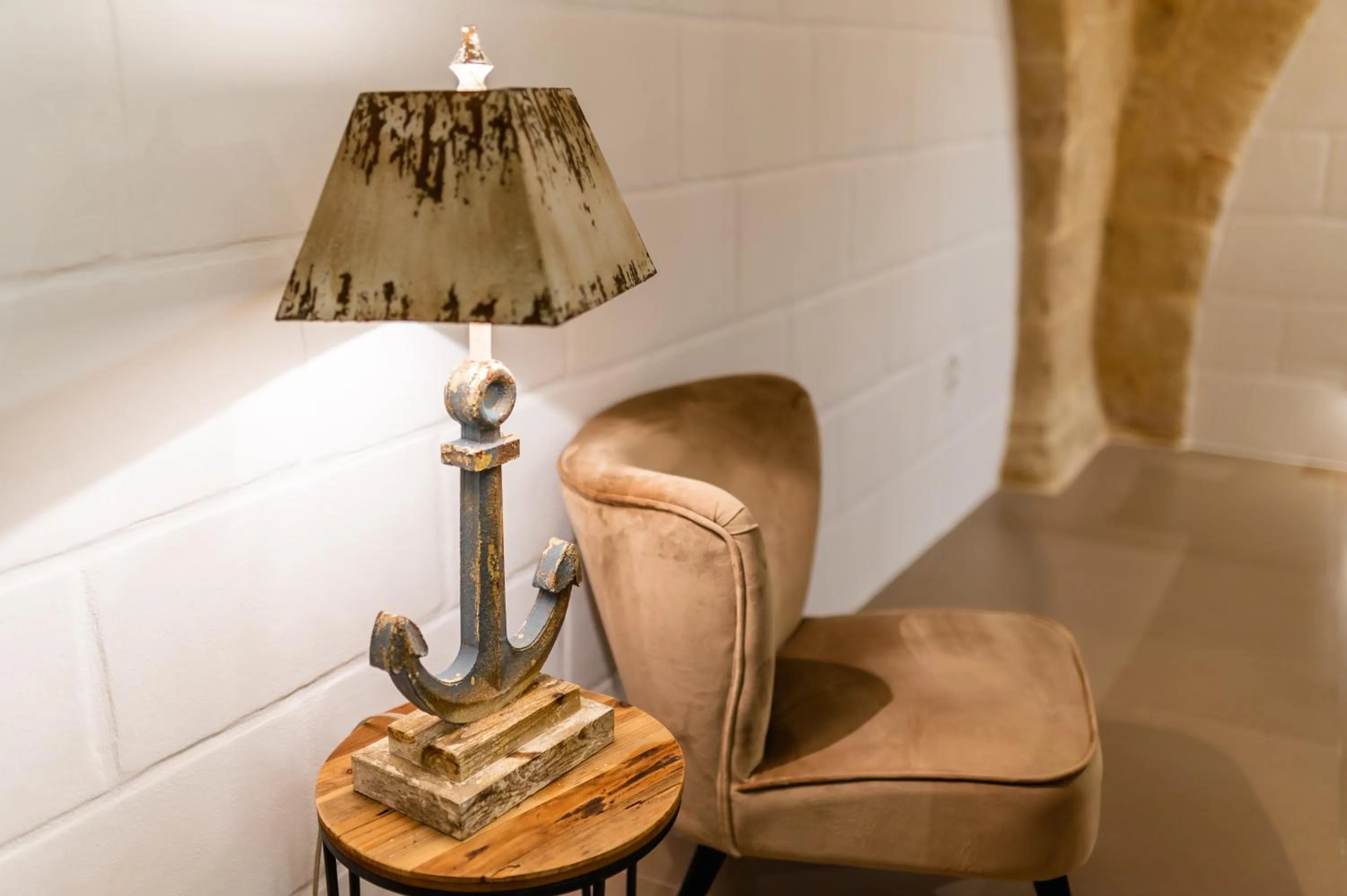 hair dresser in B&B A C-Caste