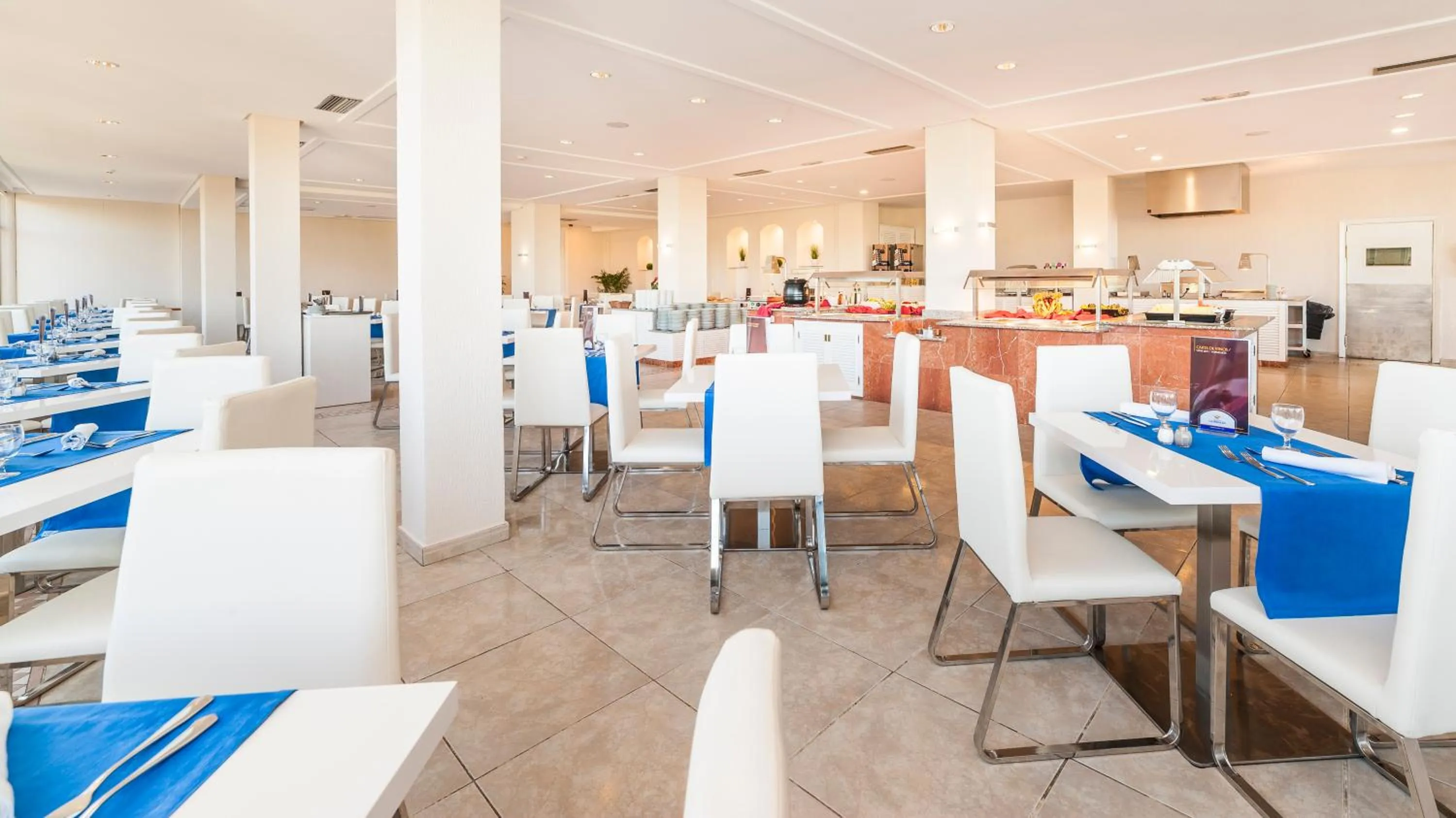Restaurant/places to eat in Globales Cala'n Blanes