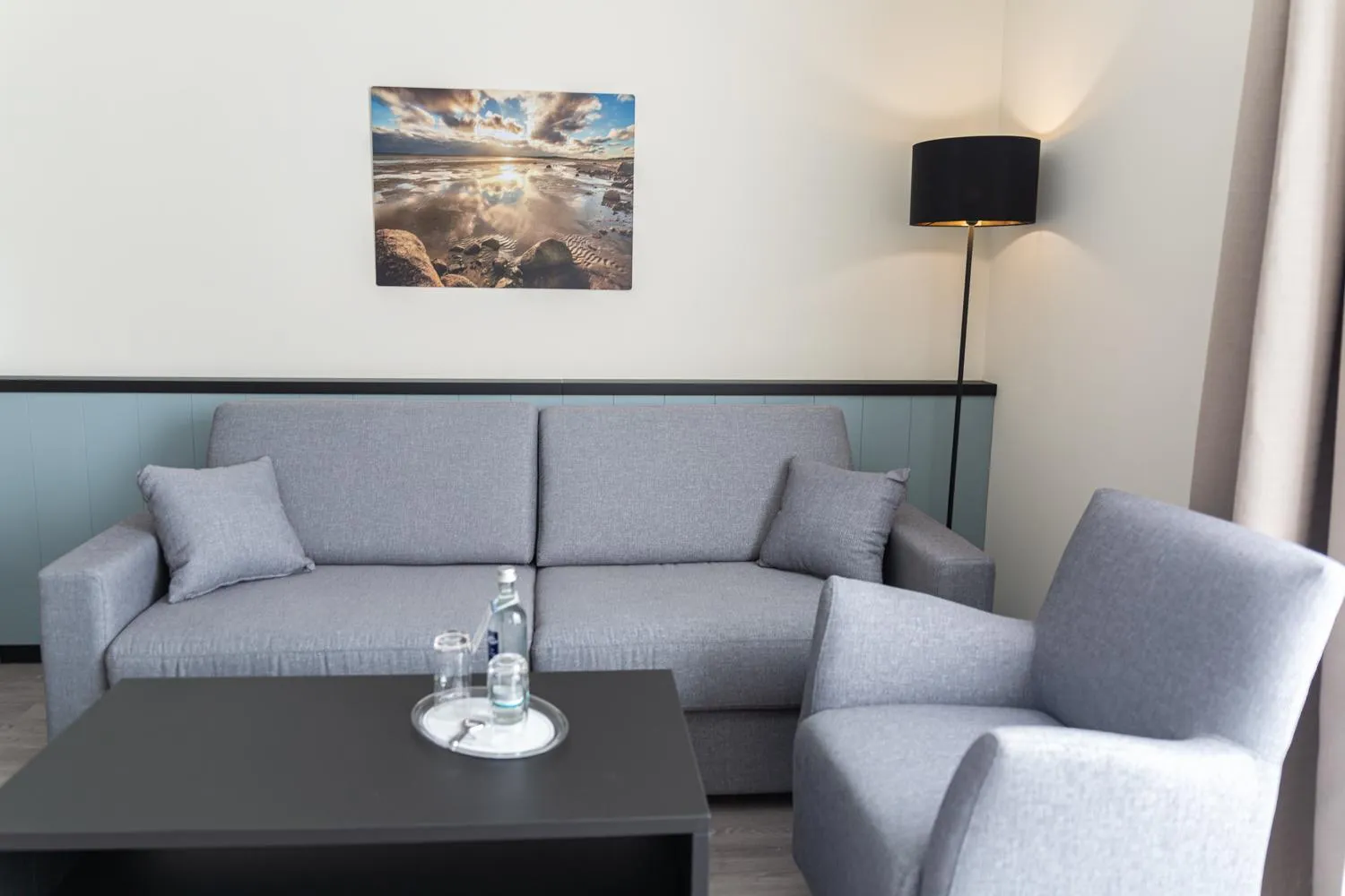 Photo of the whole room in TIDE Hotel